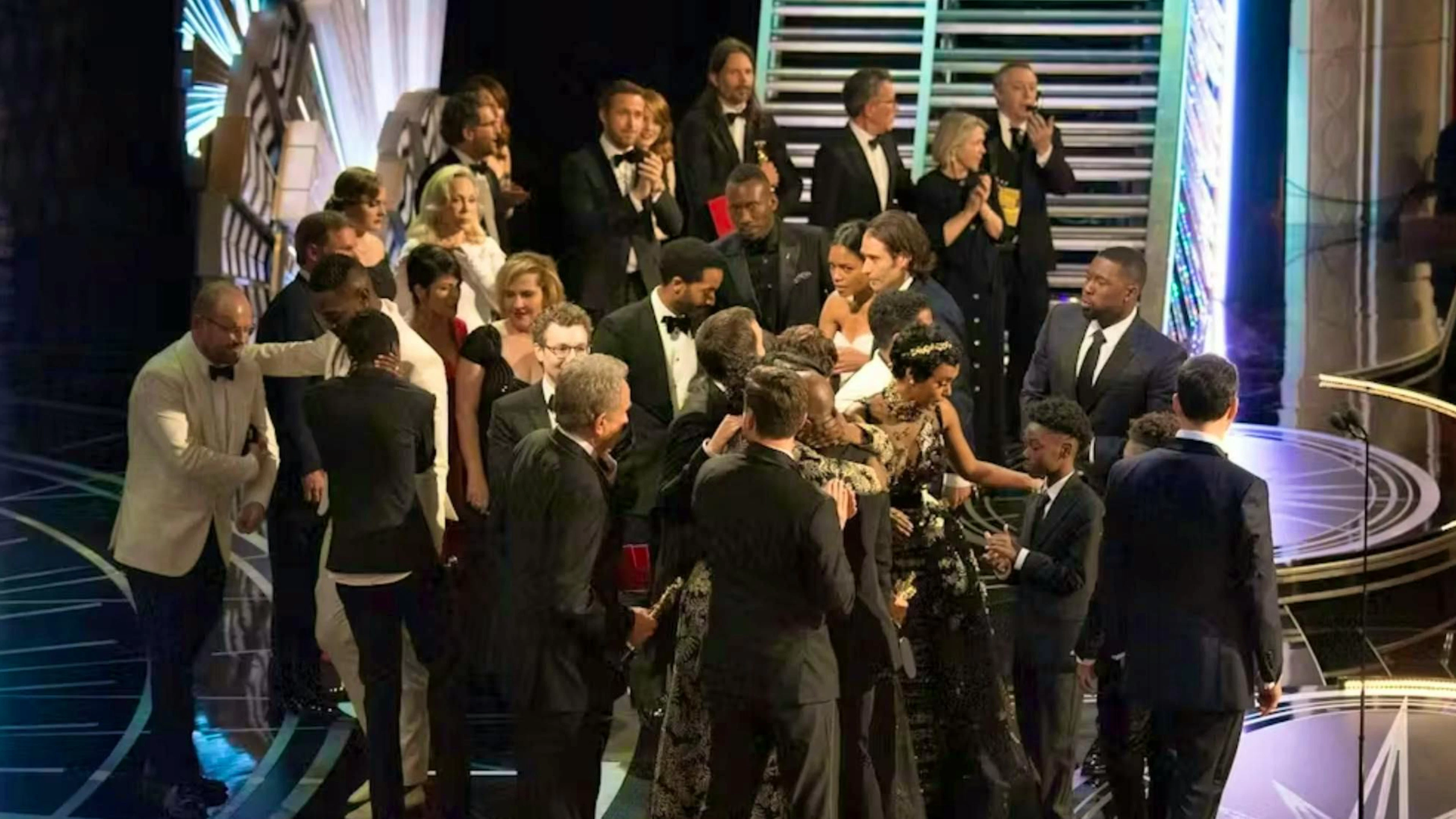 "And the Oscar goes to ... 'La La Land'" - NOT! Laudator Warren Beatty had already declared the musical film the winner in the "Best Film" category and had the overjoyed crew with him on stage when he was whistled back. The Academy had actually chosen "Moonlight" as the best film.