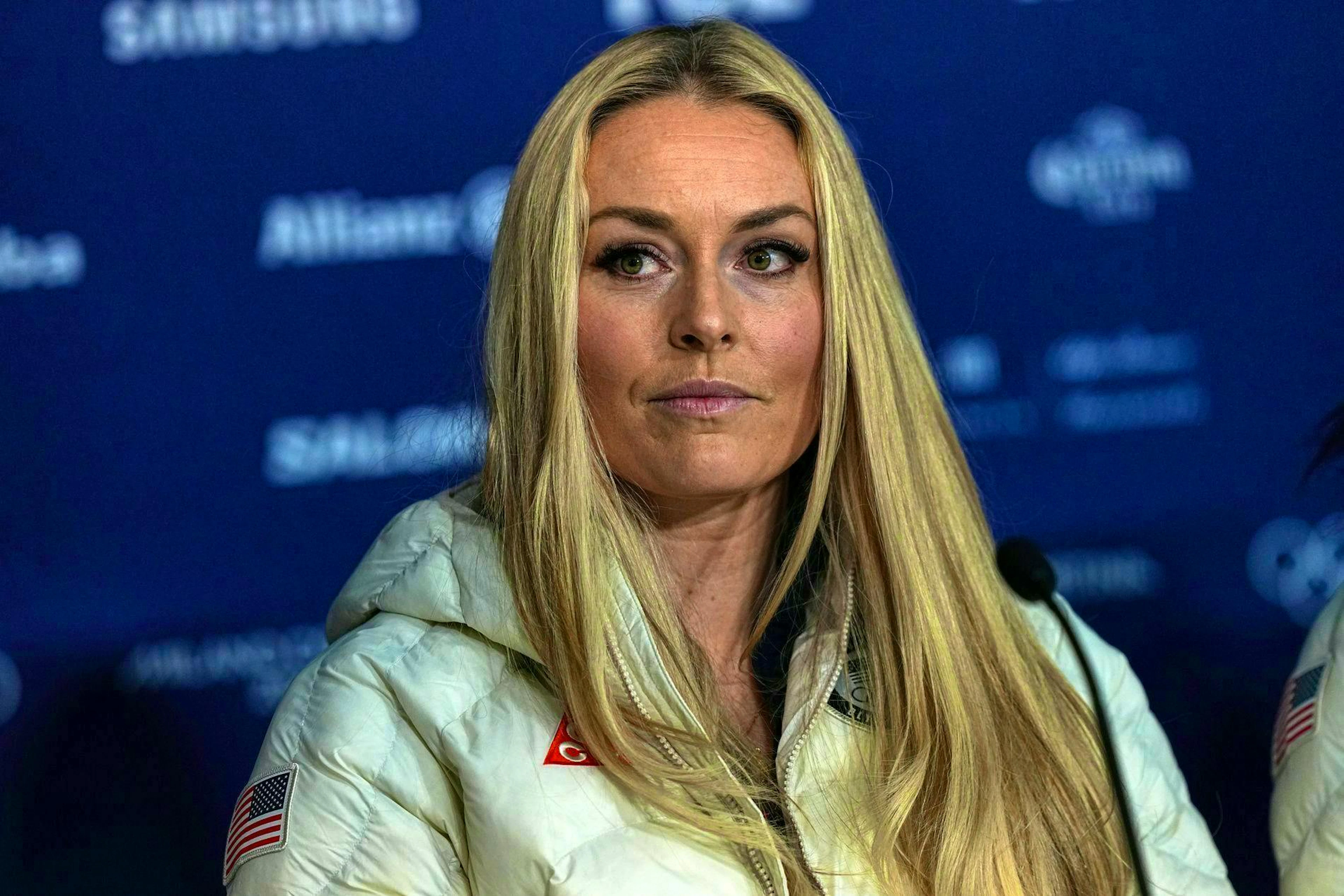Lindsey Vonn has made a plea to the fans.