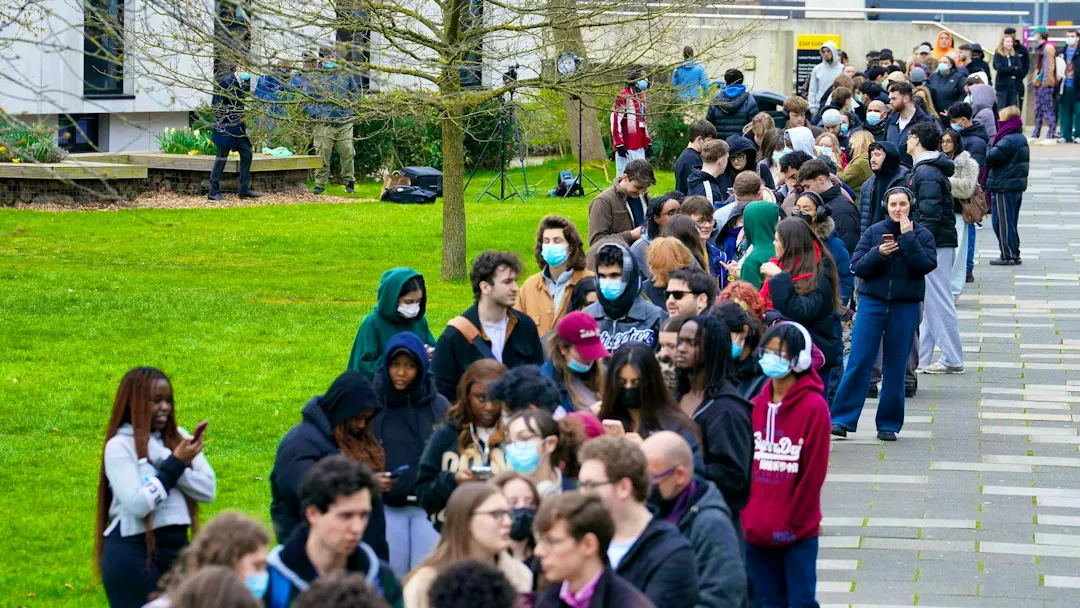 Meningitis outbreak in the UK - what is the risk for Switzerland?