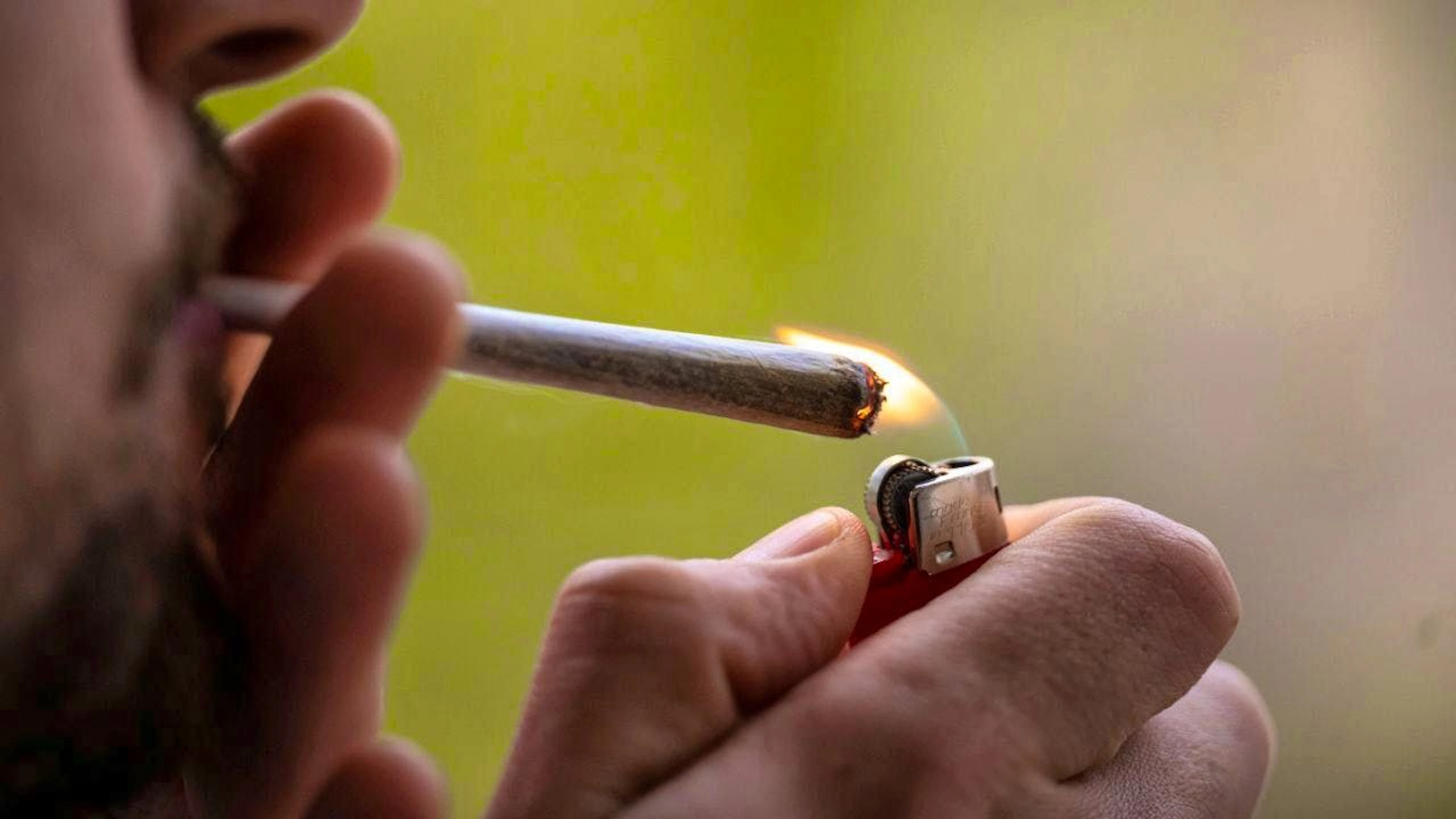 Cannabis is increasingly being prescribed by prescription. However, there are major doubts about its benefits, particularly for mental illnesses. But it has risks. (symbolic image)