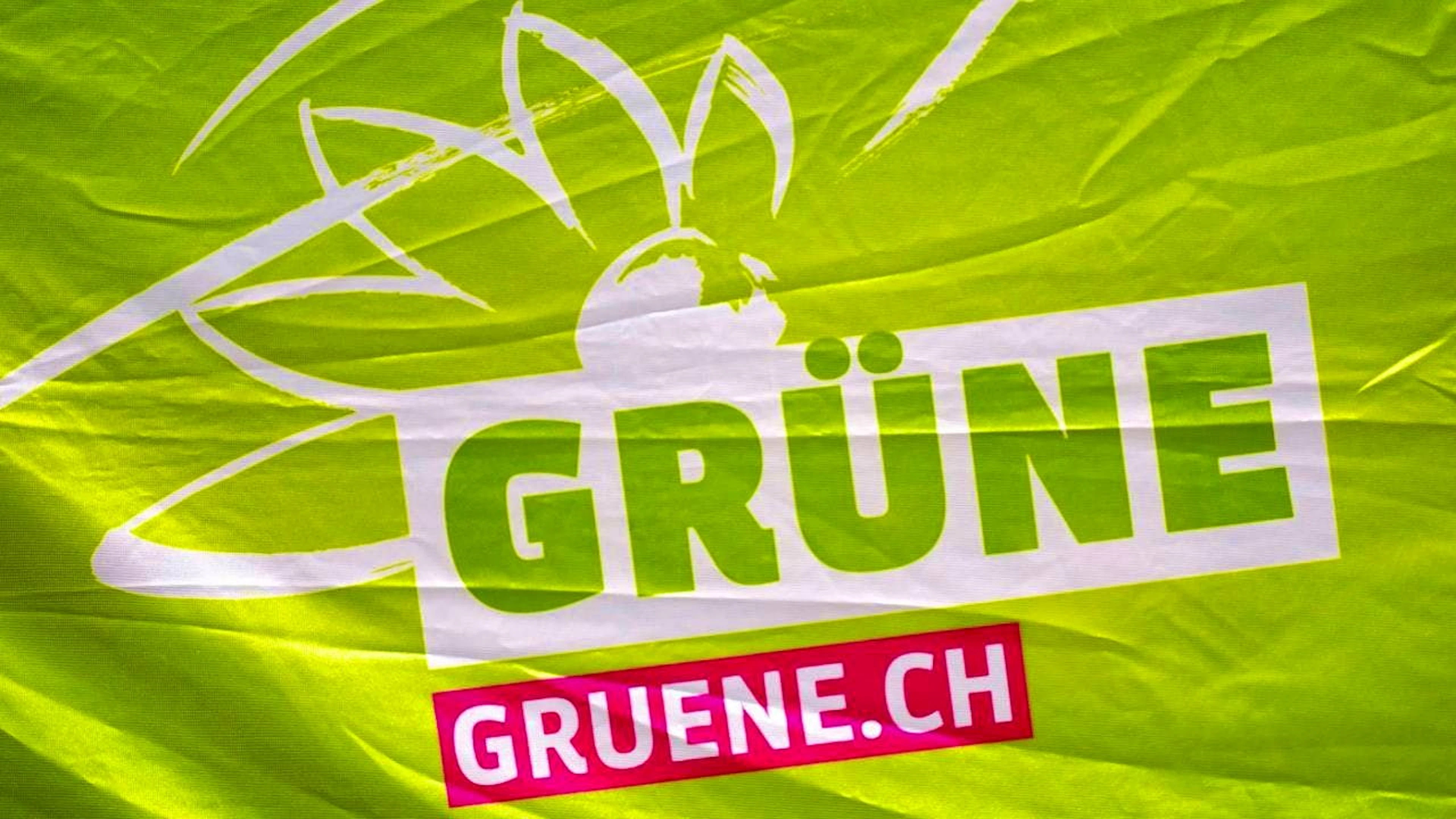 There was talk of a "chaos initiative by the SVP" at the delegates' meeting of the Swiss Greens on Saturday in Liestal, Baselland, before the adoption of the slogan for the federal vote on June 14 on the initiative "No 10 million Switzerland! (sustainability initiative)".
