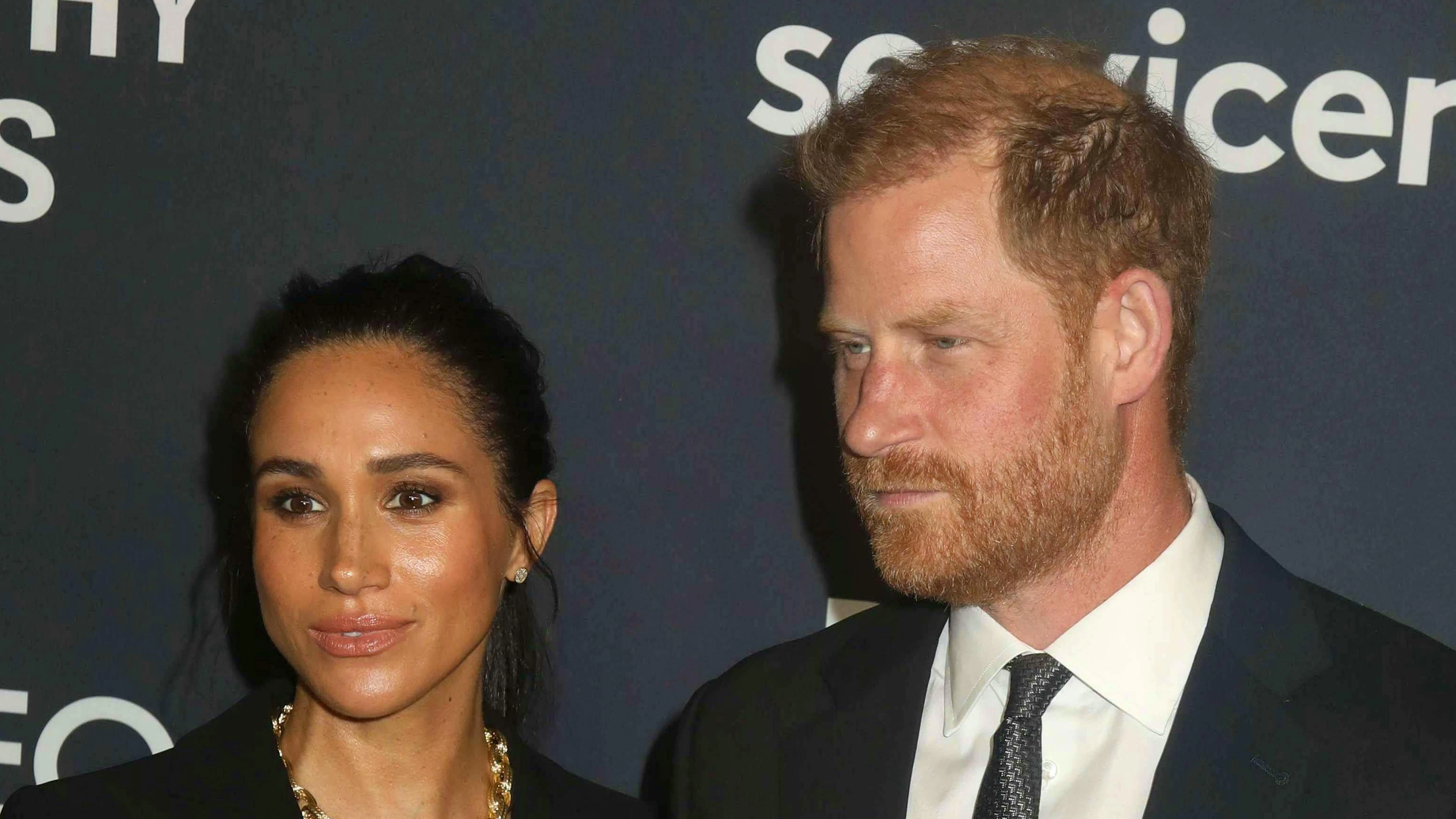 Sentenza storica contro Meta e YouTube, Harry e Meghan parlano di «resa dei conti»