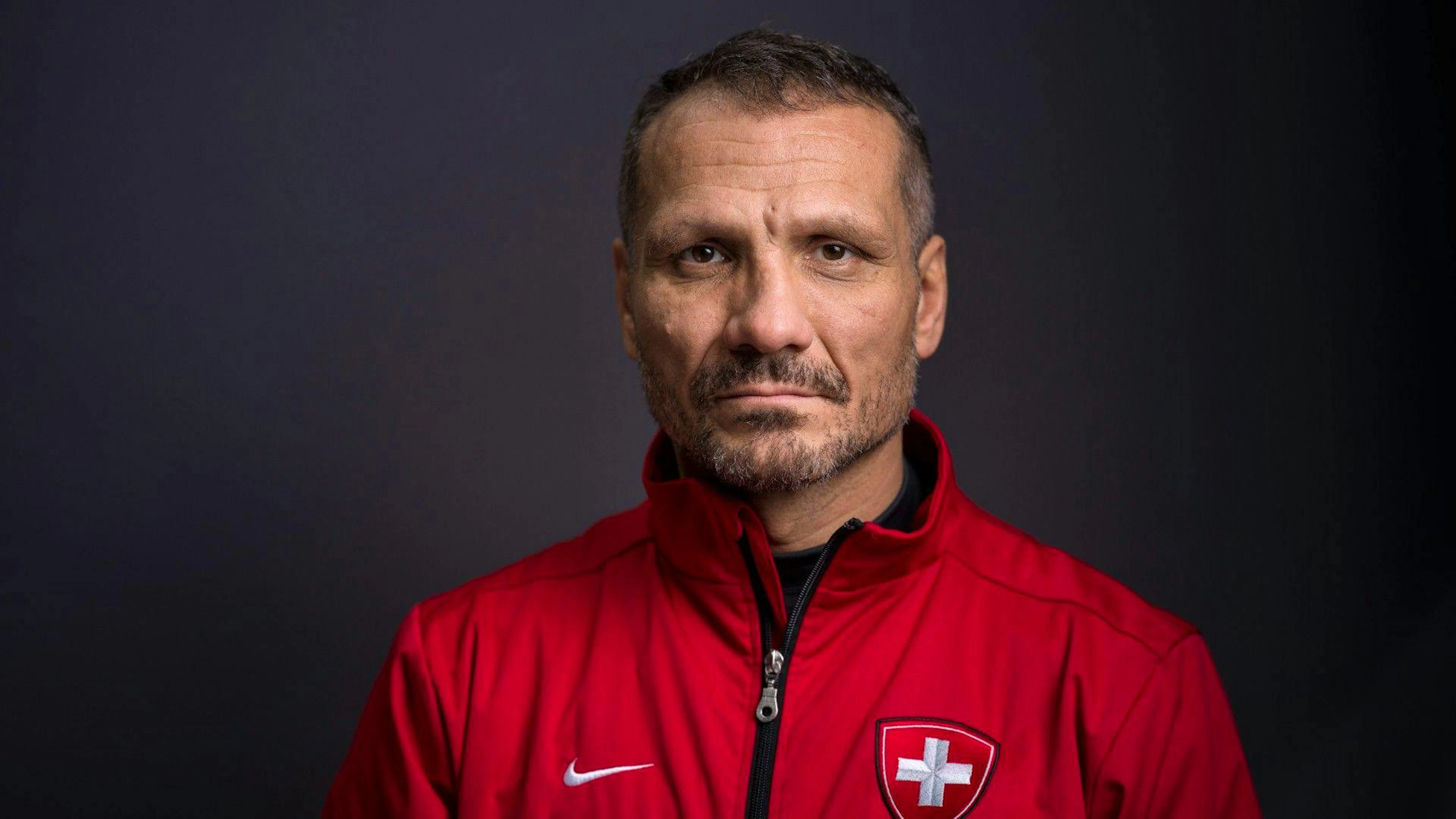 Marcel Jenni reste dans le staff de la Nati pour deux saisons.