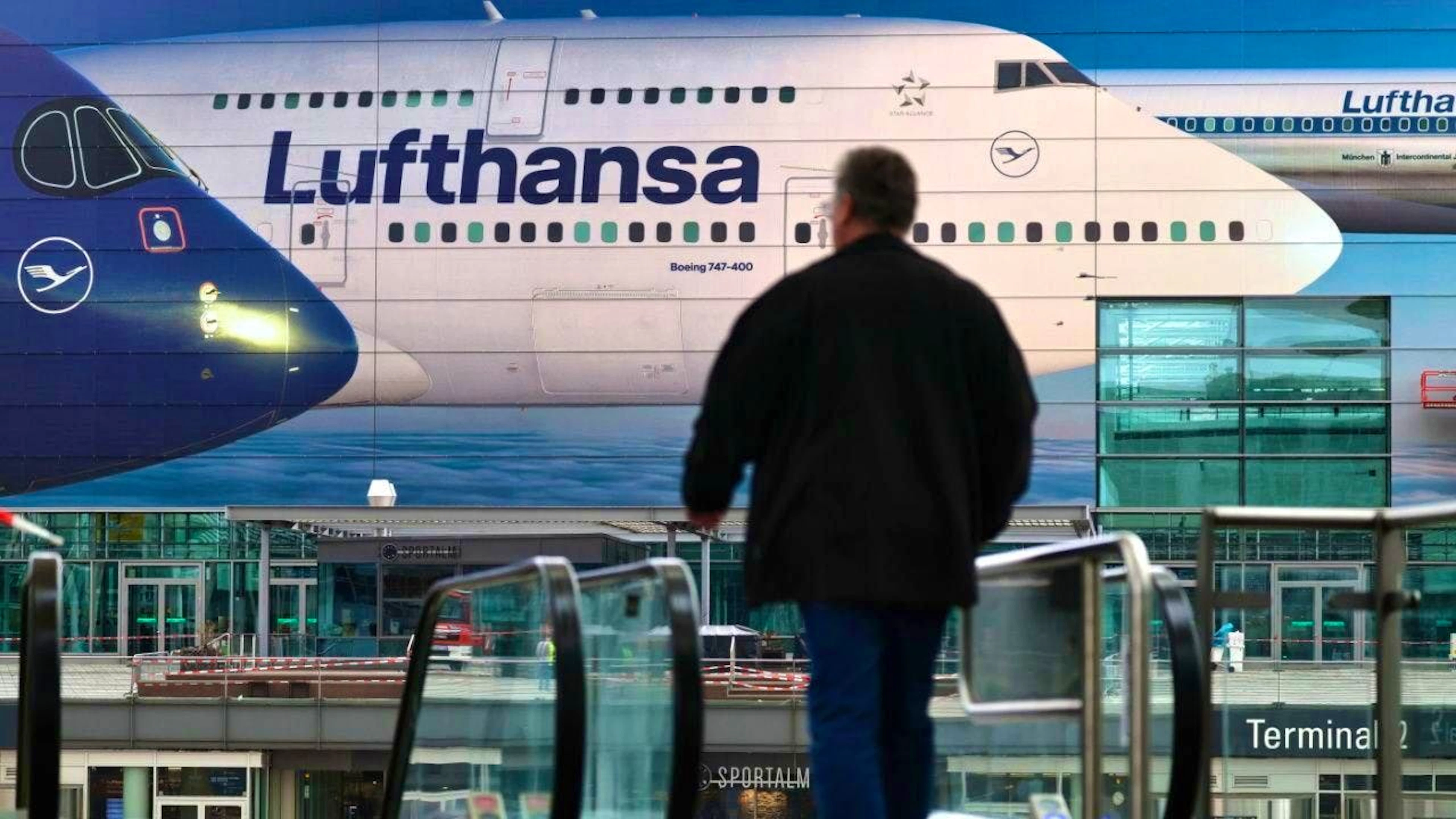Lufthansa and the trade union Verdi have reached a wage agreement for ground staff. (archive picture)