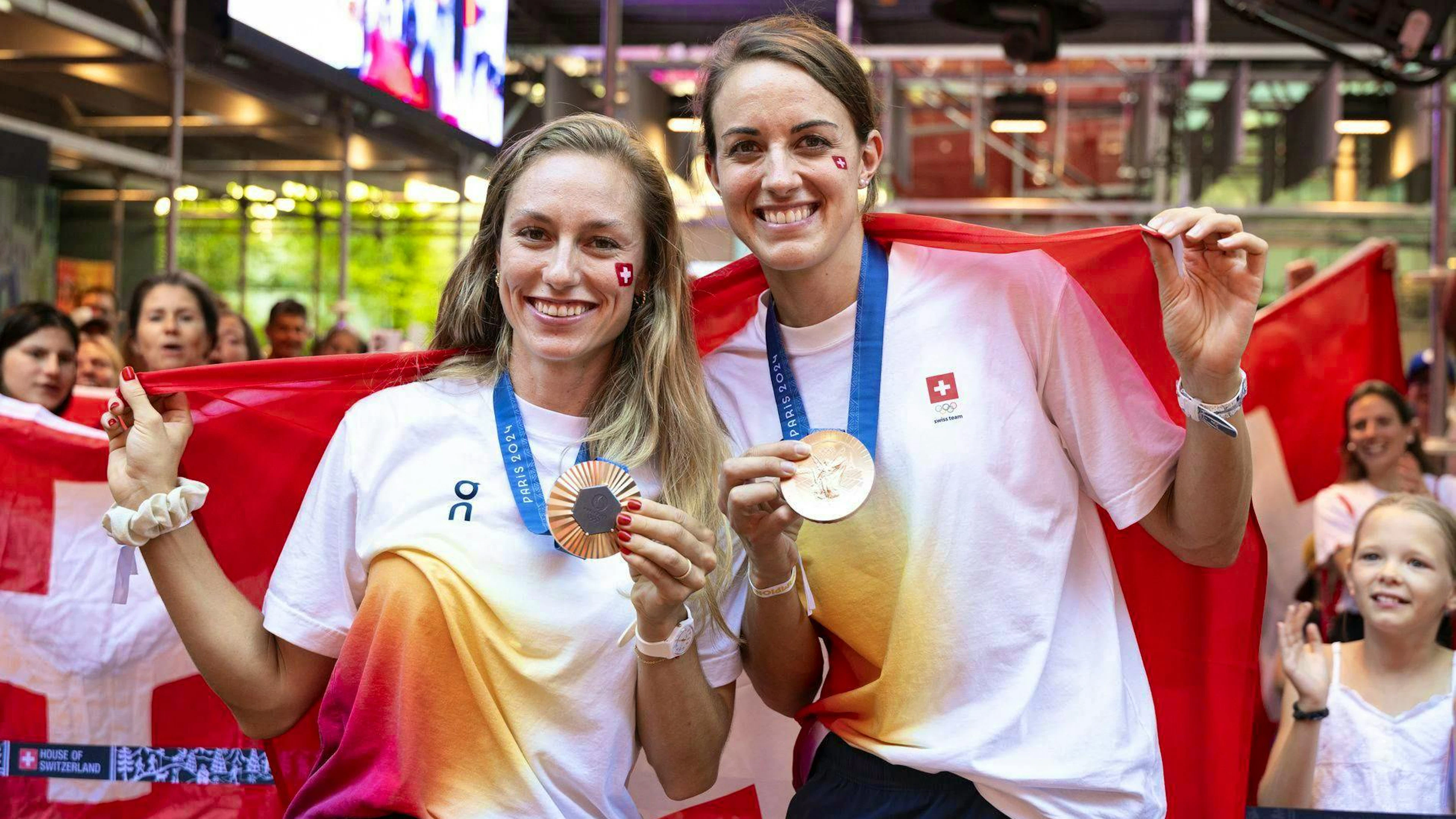 Nina Brunner (left) and Tanja Hüberli won bronze at the 2024 Olympic Games in Paris.