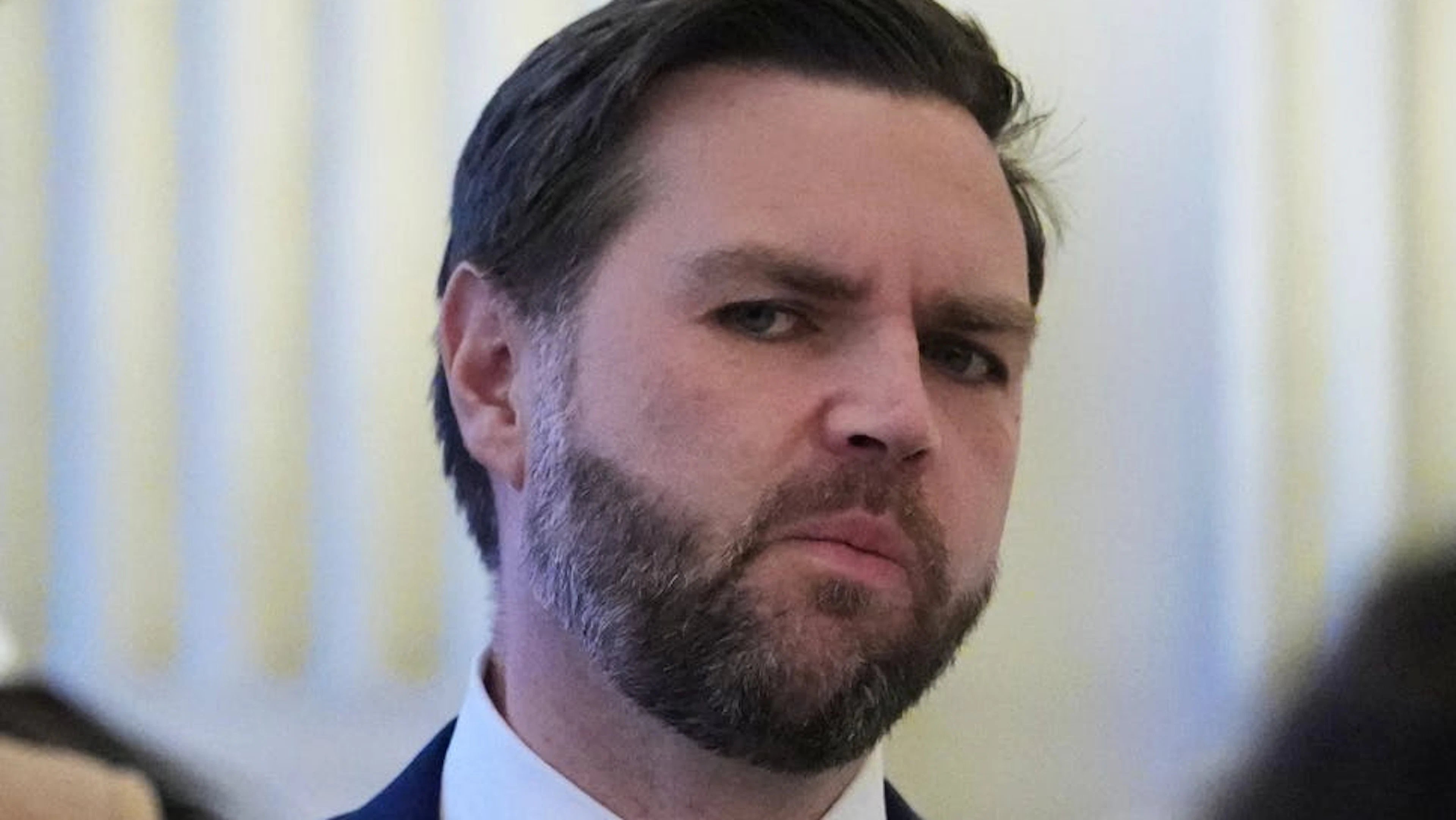 «Il me reste encore trois ans comme vice-président. J'irai au fond des dossiers sur les ovnis», a promis JD Vance.