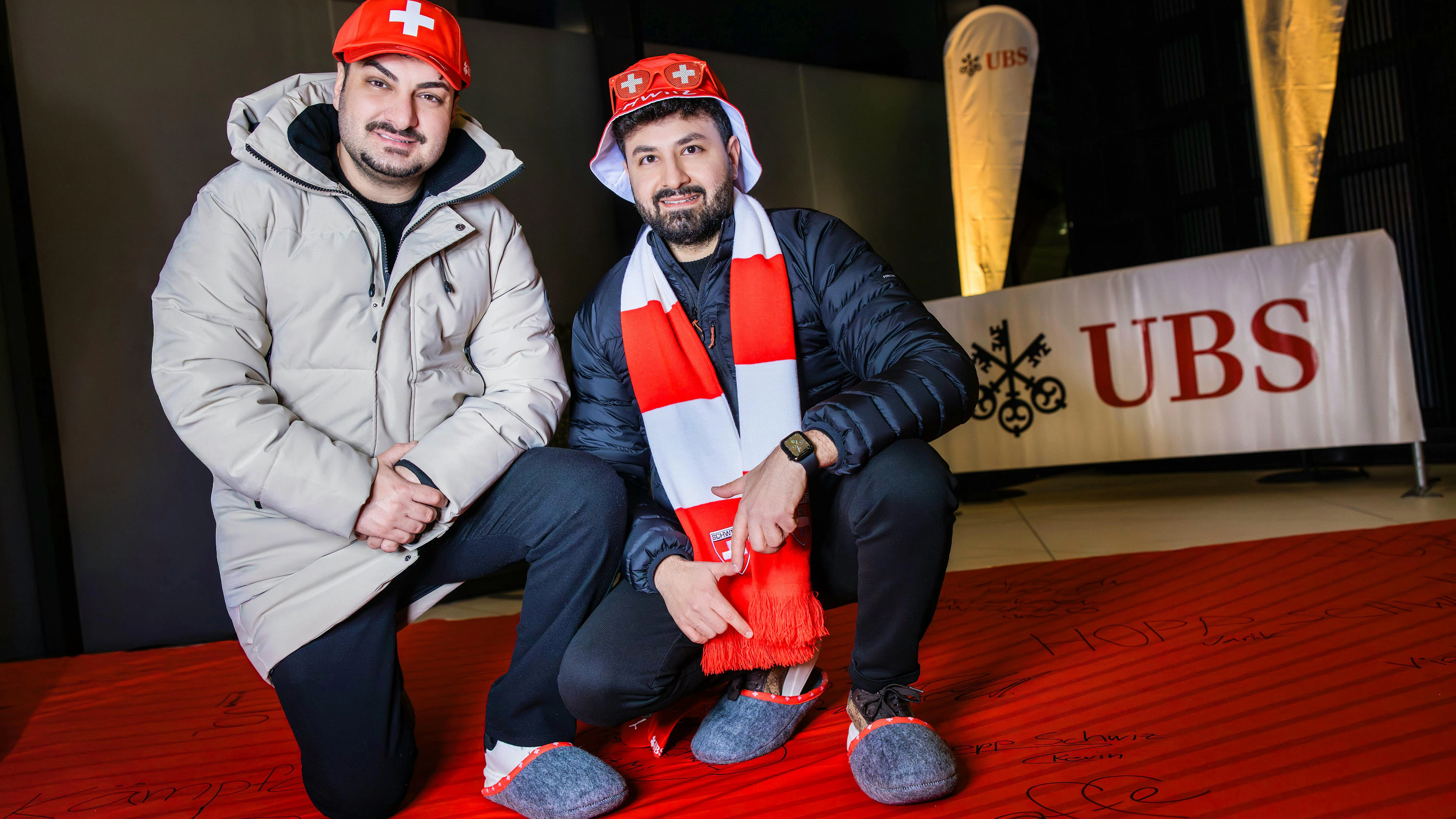 Les amis Tufan et Enes, optimistes, lâchent: «On va y arriver!»