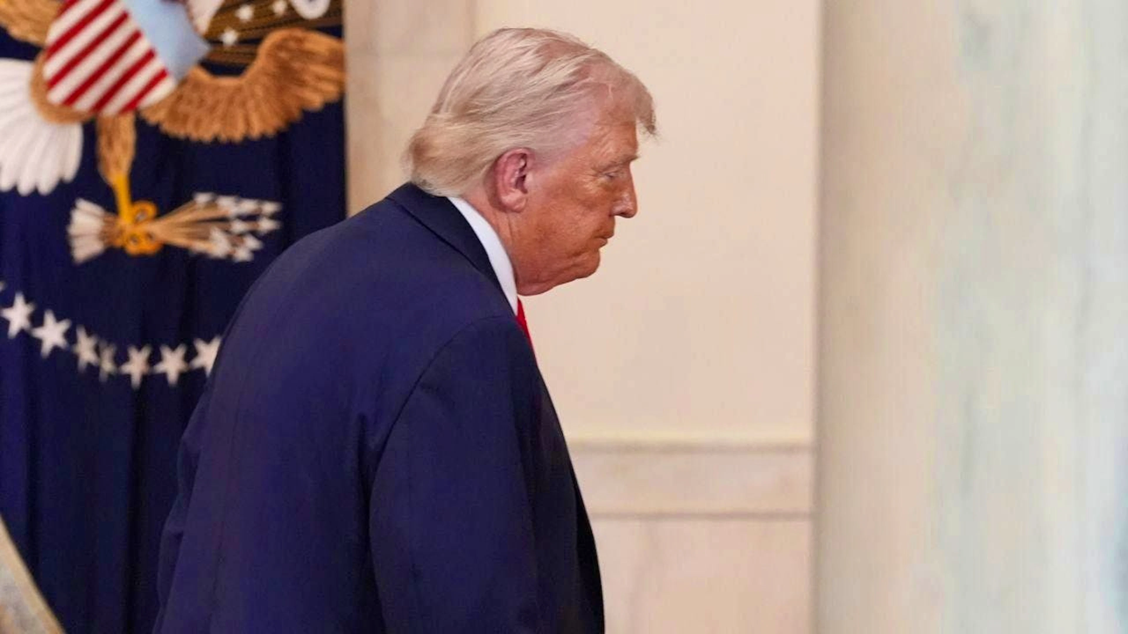 One year ago, Donald Trump declared "Liberation Day" and announced tariffs on numerous countries. An expert draws a clear conclusion.