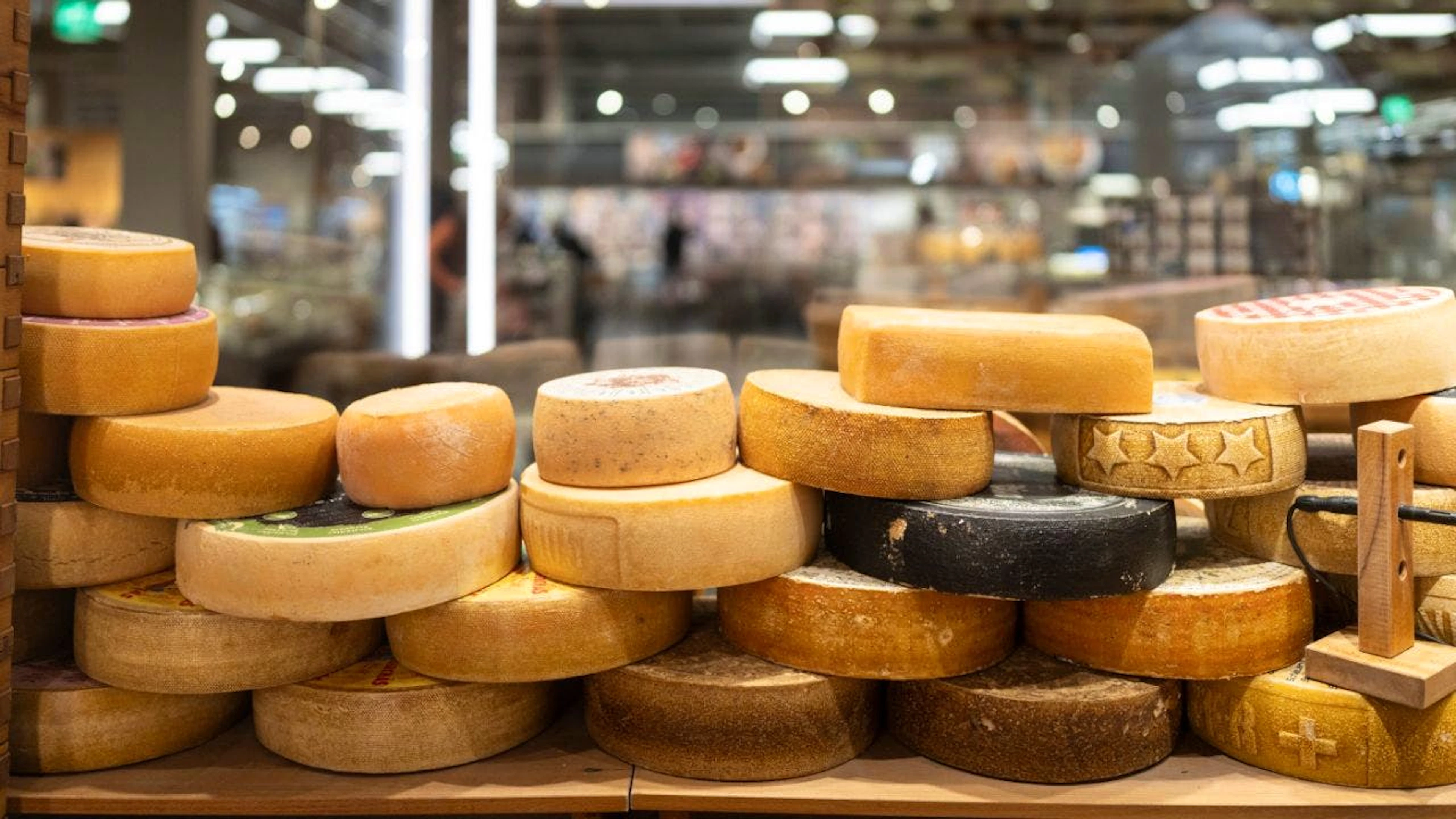 Käse löst schwere Infektion aus – Bub stirbt nach 9 Jahren im Koma