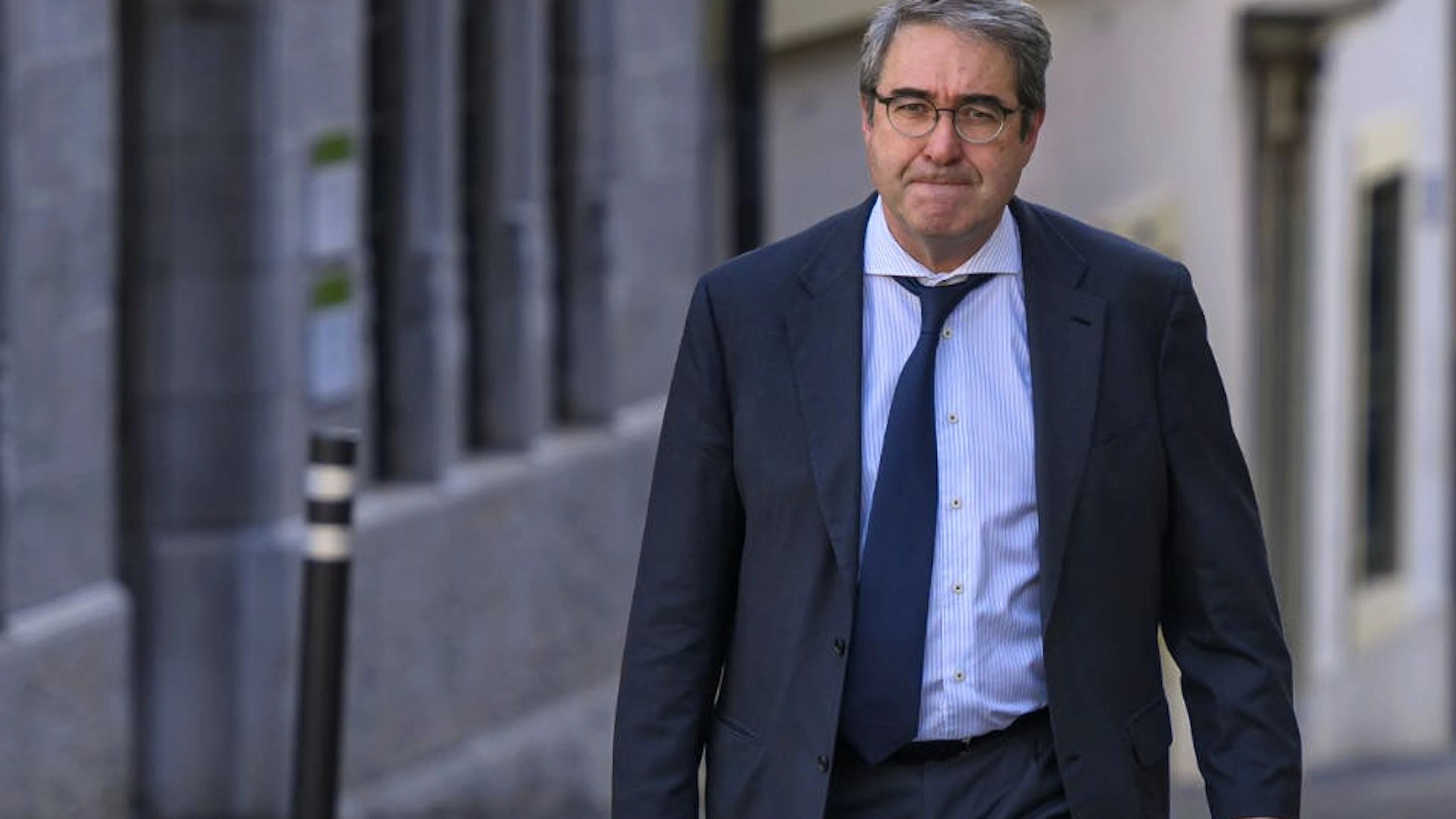 Le PLR vaudois Frédéric Borloz évoque des menaces directes et un incident où un homme cagoulé l’a suivi.