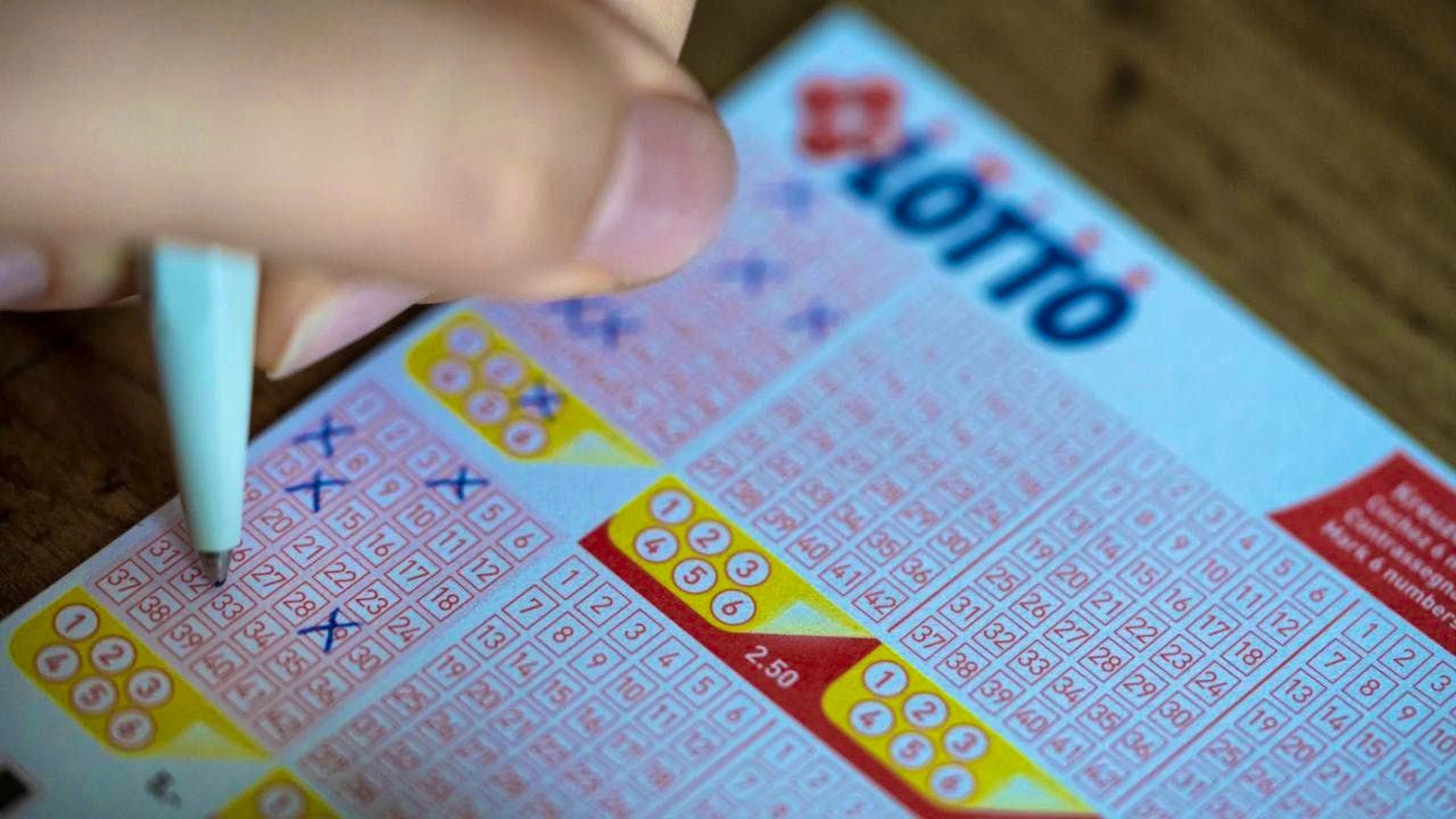 A player from German-speaking Switzerland or Ticino won a big prize on Wednesday: almost 23 million francs in Swiss Lotto. Next time, the prize will be significantly less. (archive picture)