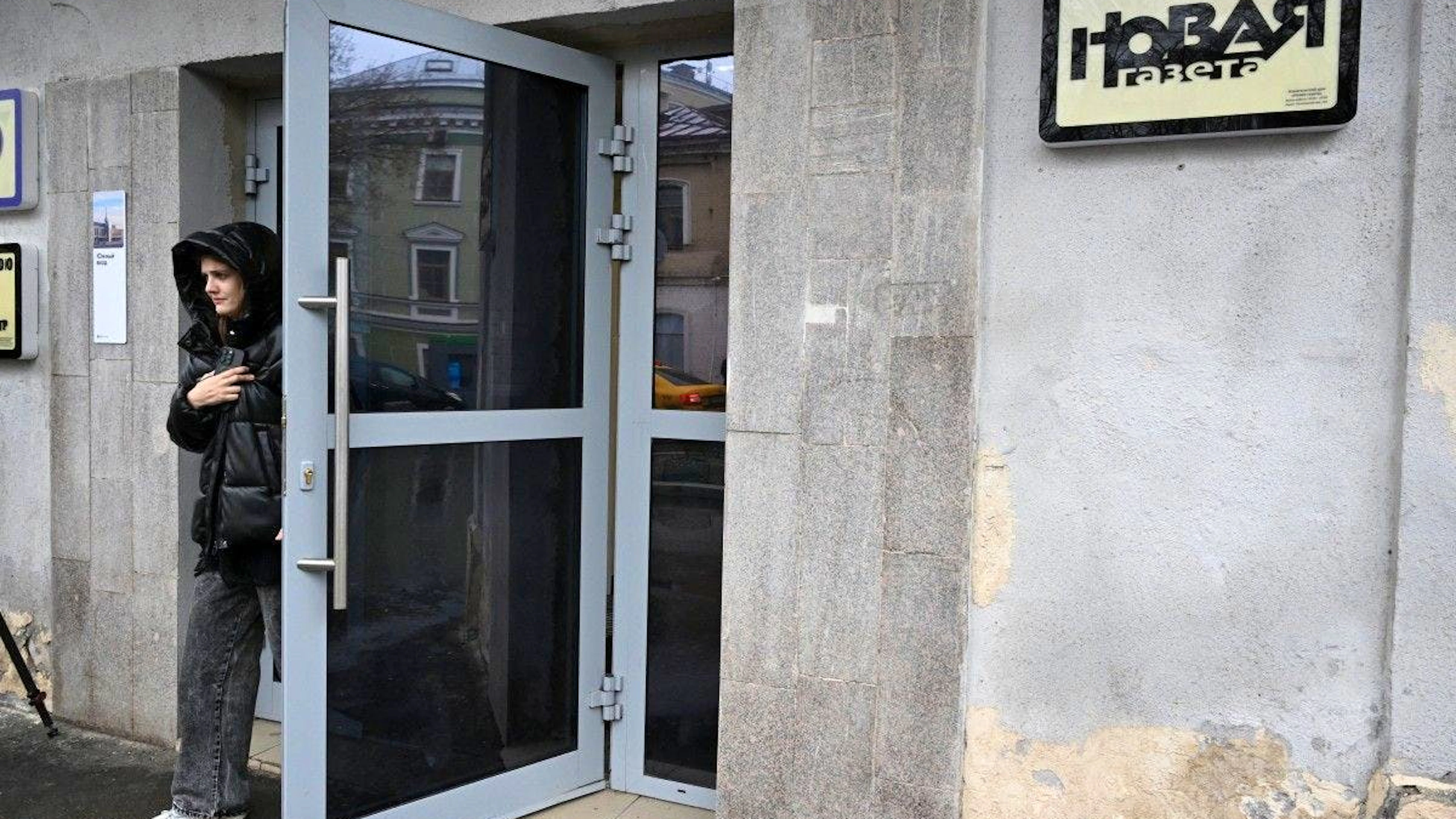 Novaïa Gazeta (Новая газета), l'un des rares médias indépendants en Russie, s'est souvent retrouvé dans le viseur des autorités en raison de ses enquêtes sur les violations des droits humains (archives).