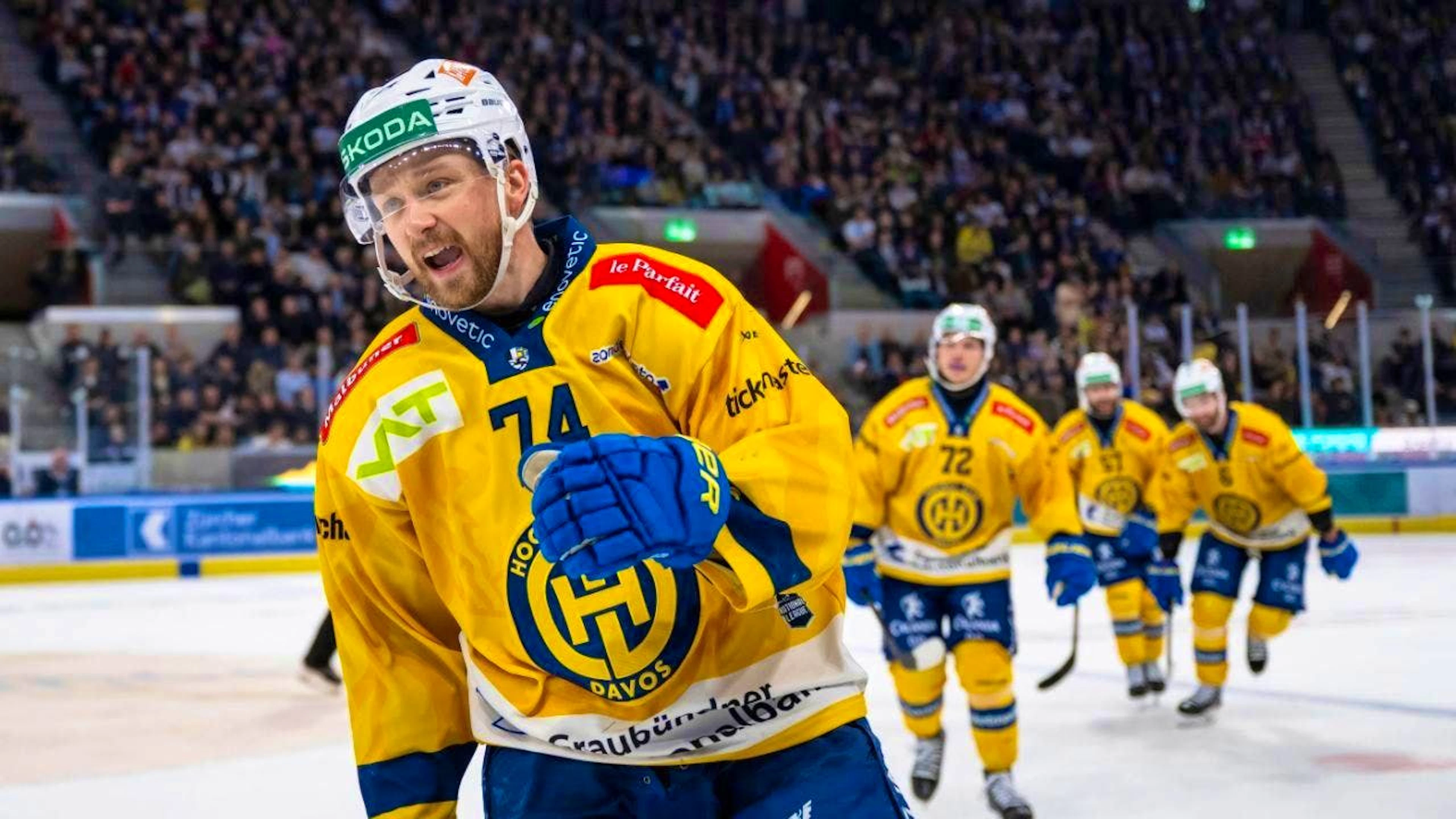 Davos jubilation in Zurich: Rasmus Asplund and his teammates celebrate the 4-2 win