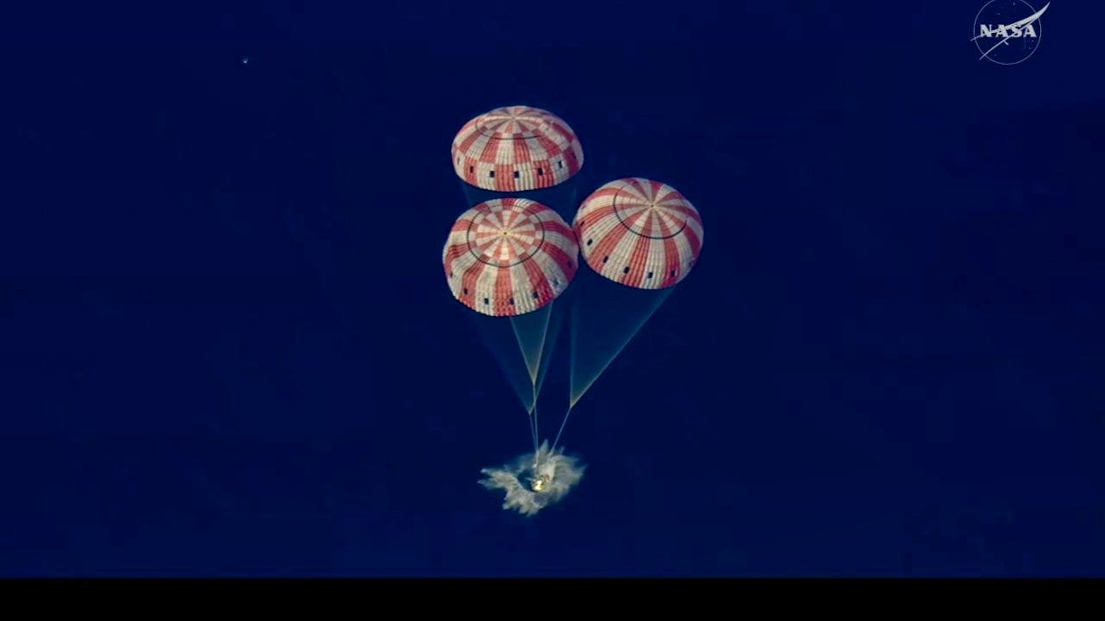 Le président de la Confédération, Guy Parmelin, a félicité la Nasa pour la mission Artemis II, dont l'équipage vient d'amerrir.