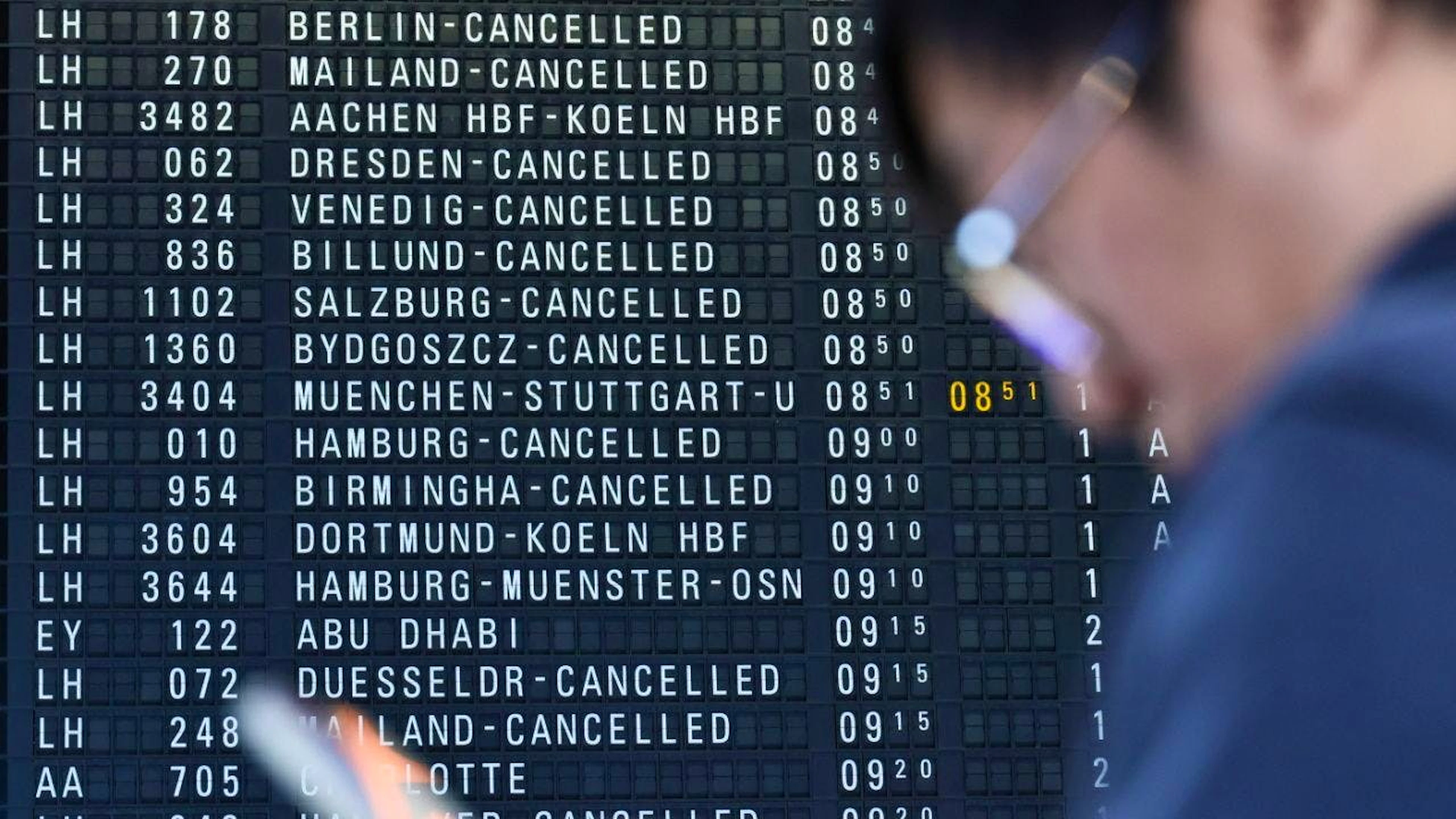 La grève de la compagnie aérienne Lufthansa impacte également le trafic aérien suisse (image d'illustration).
