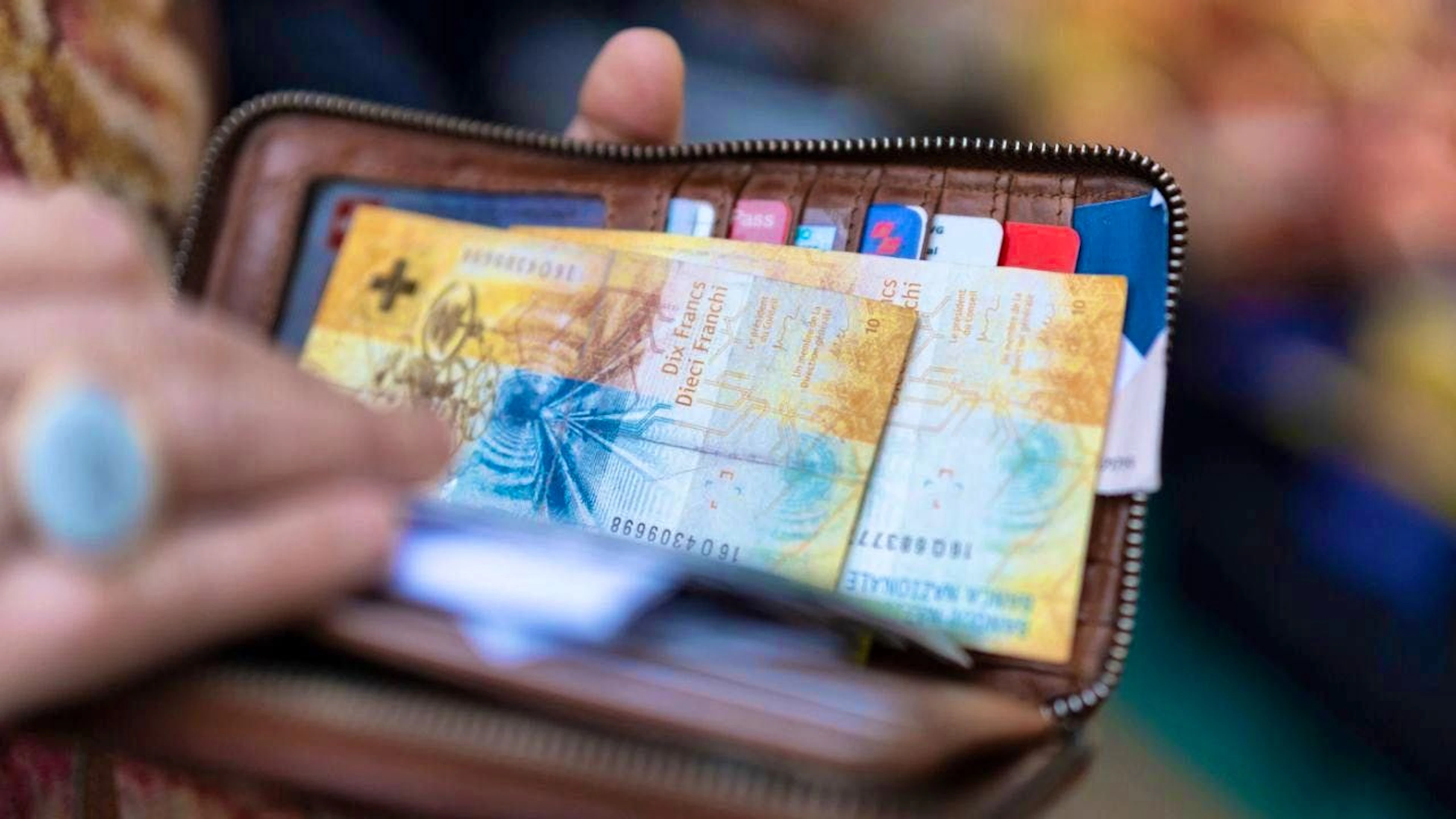 The Federal Council wants to further slow down the growth in federal spending and has proposed several measures. (theme picture)