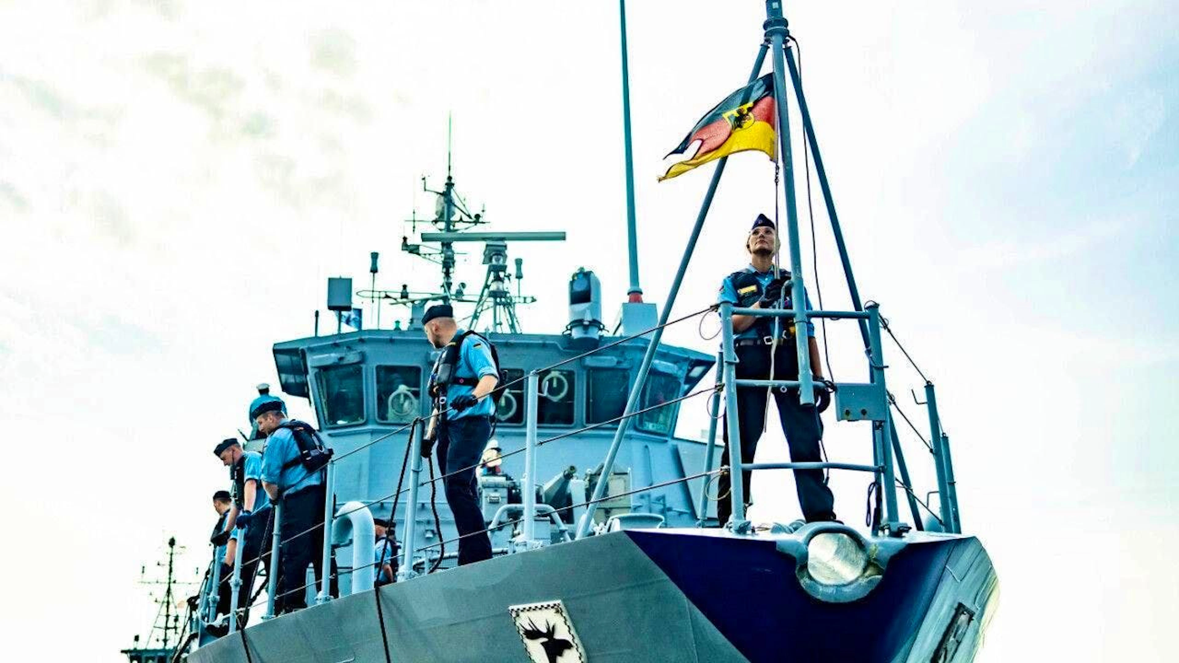 ARCHIVE - A Bundeswehr minehunting boat. Photo: Axel Heimken/dpa/Archive image
