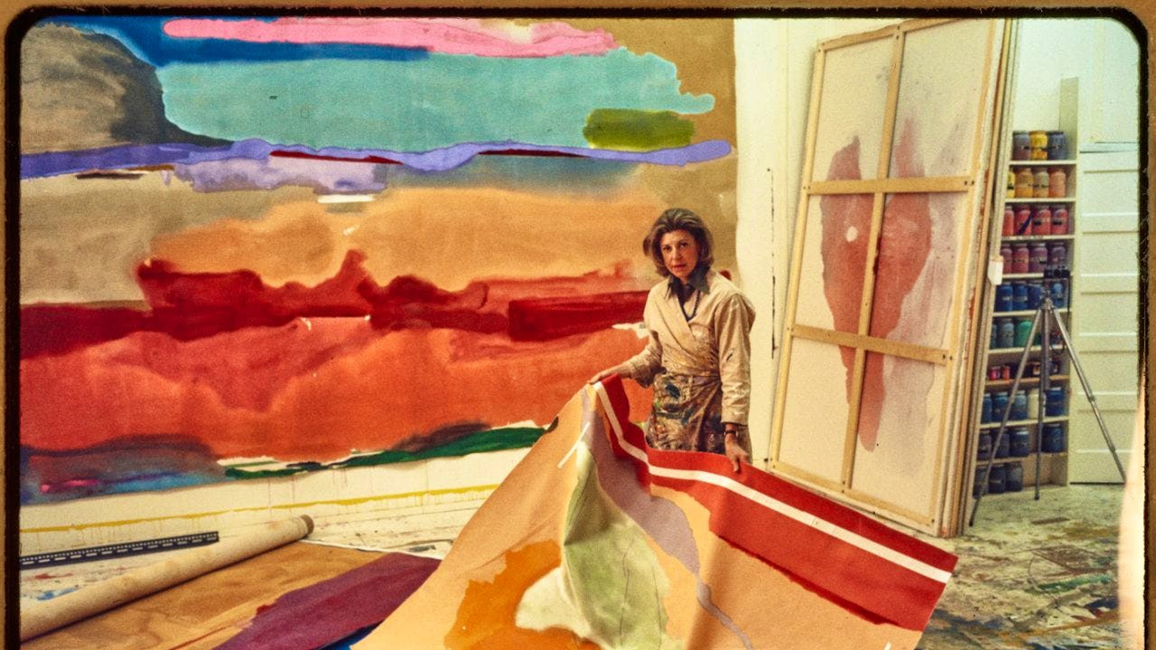 Oltre cinquanta opere dell'artista americana Helen Frankenthaler, tra le quali «April Mood», sullo sfondo, sono esposte da sabato al Kunstmuseum di Basilea.
