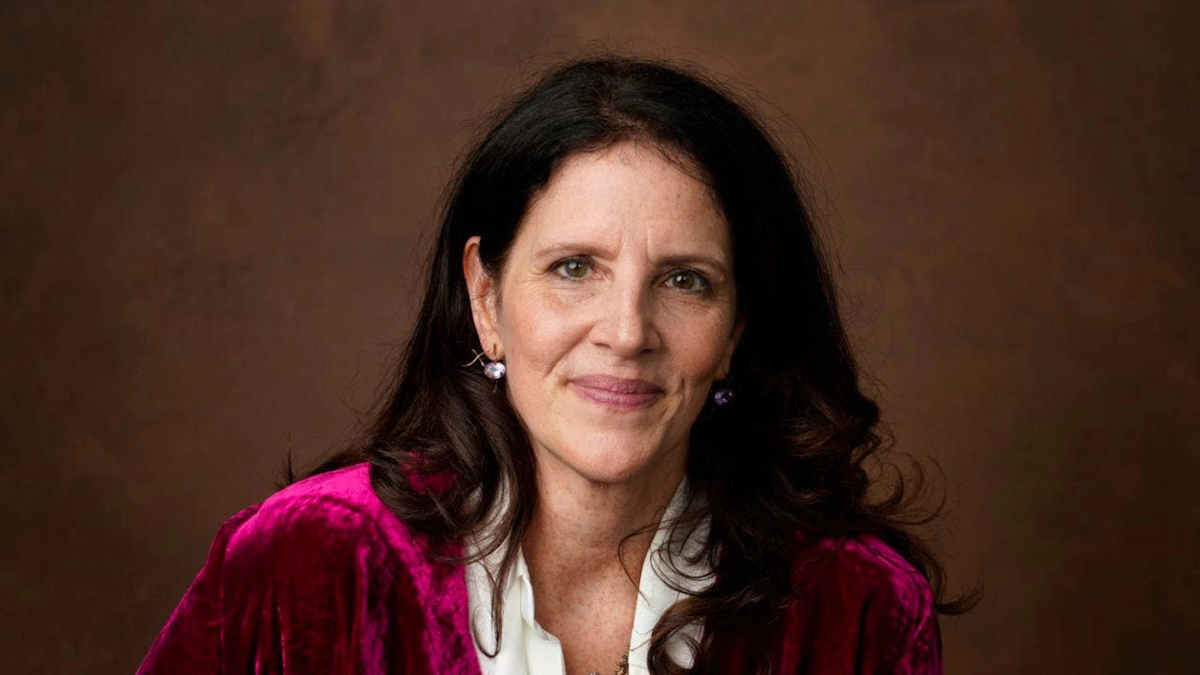 Laura Poitras' Doku «Cover-Up» wird das Visions du Réel am Freitagabend eröffnen. Die US-amerikanische Filmemacherin und Oscarpreisträgerin ist als Gast in Nyon anwesend.