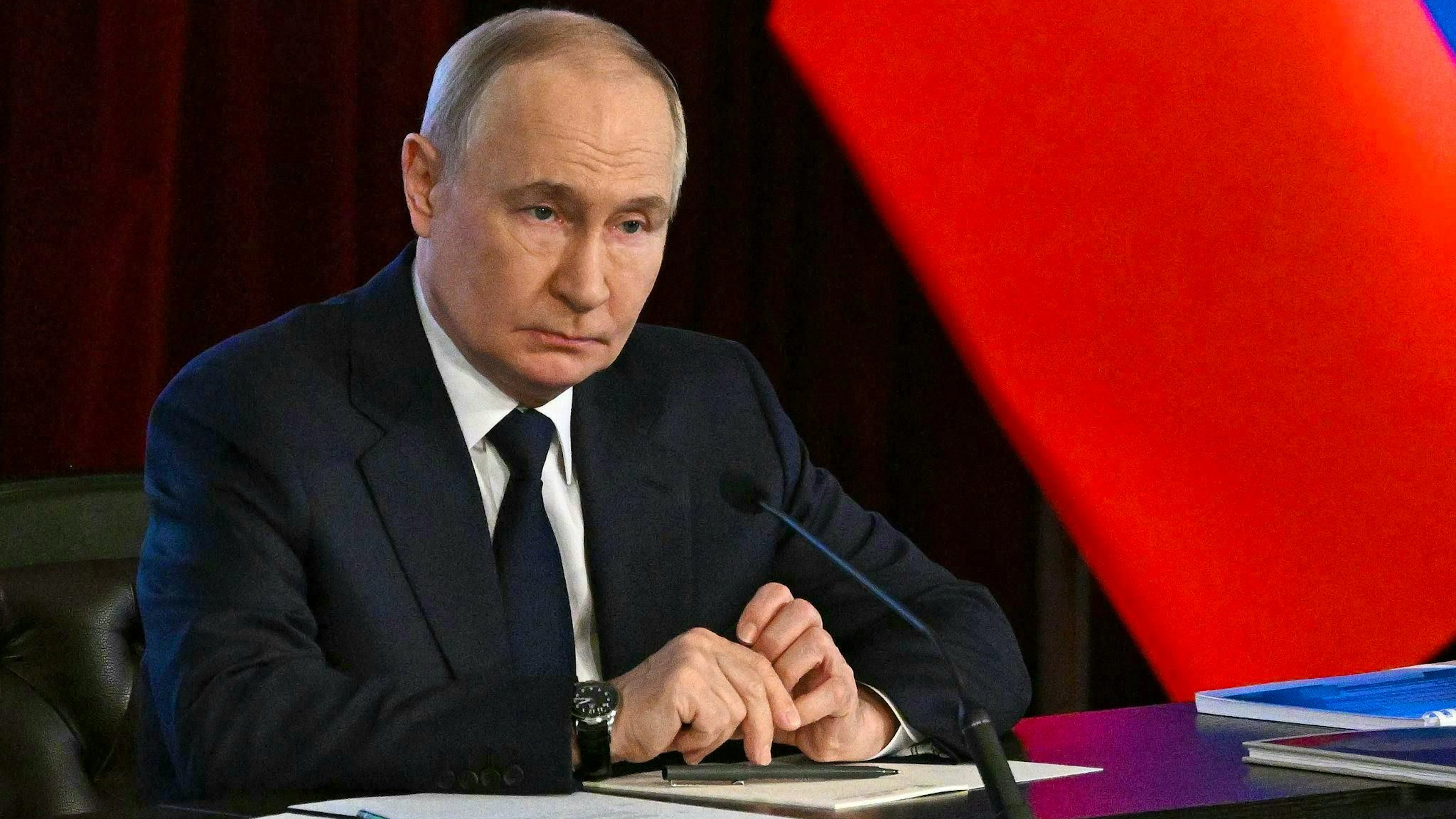 Vladimir Putin is said to be increasingly sealing himself off.