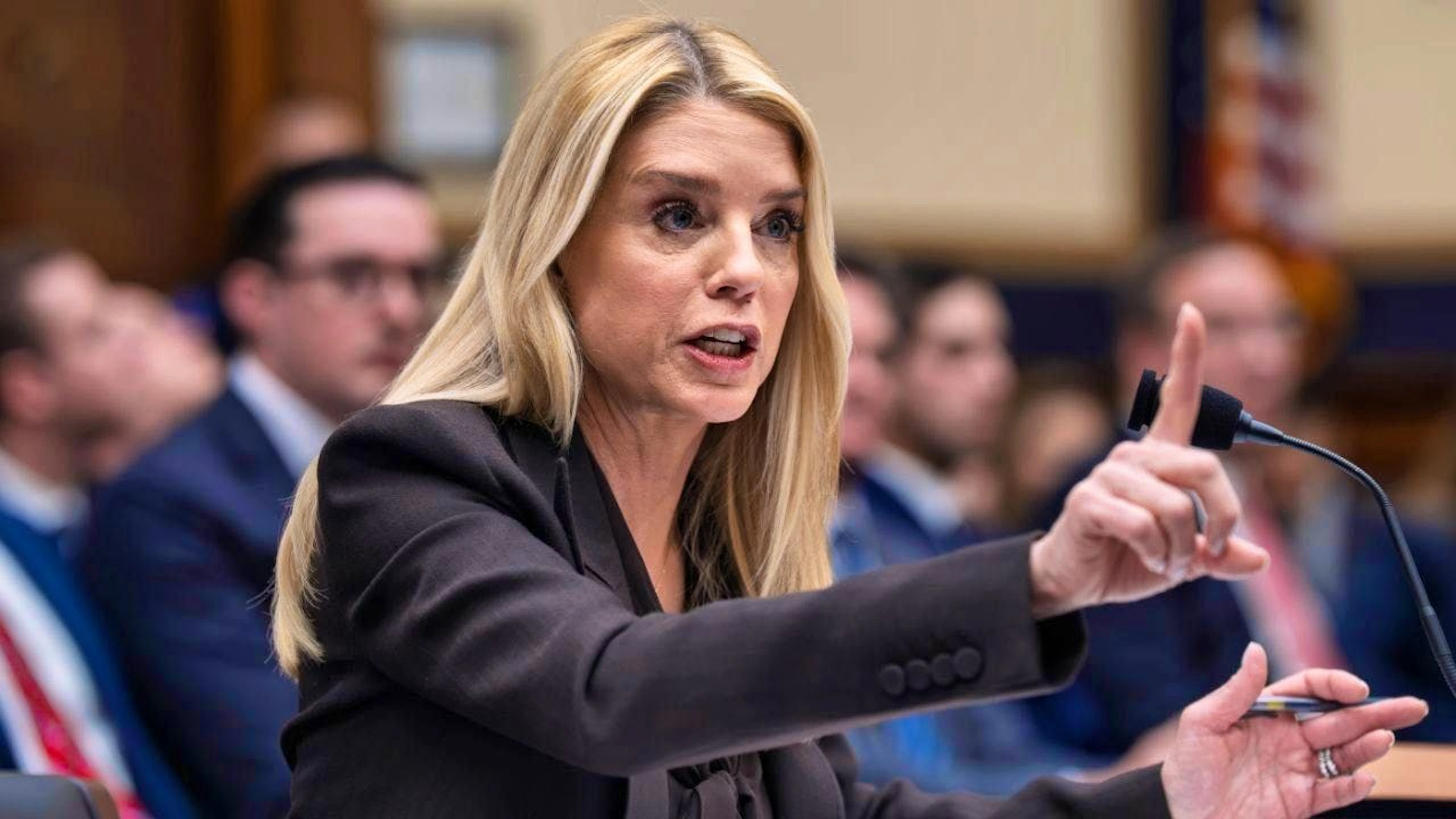 Il procuratore generale degli Stati Uniti Pam Bondi è stata costretta a dimettersi all'inizio di aprile.