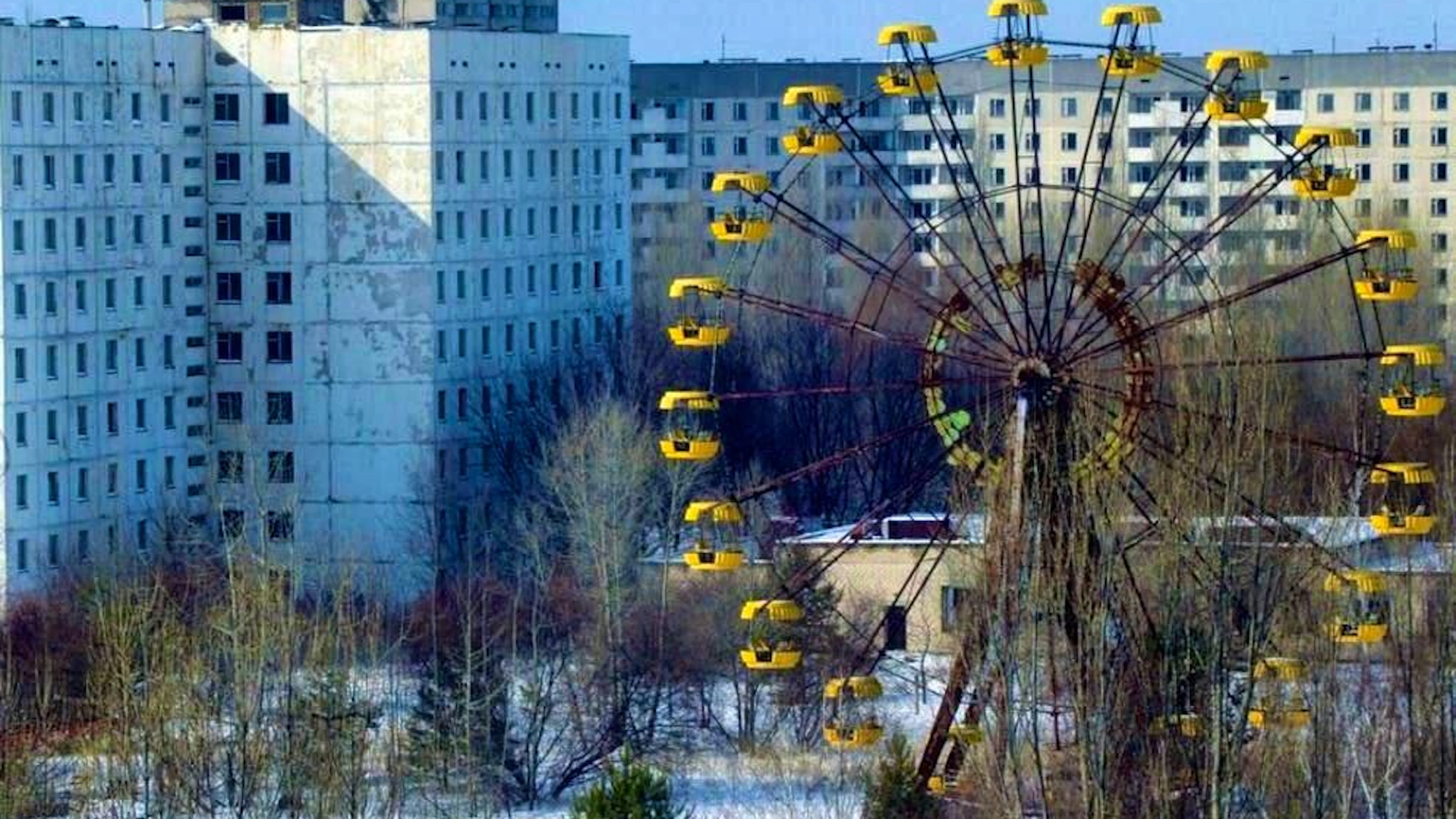 29. April 1986: Prypiat, die dem Atomkraftwerk am nächsten gelegene Stadt, in der sich der Unfall im Reaktor 4 ereignete, wird nach der Katastrophe von seinen 50.000 Einwohnern geräumt. Auch heute noch ist Prypiat eine Geisterstadt.
