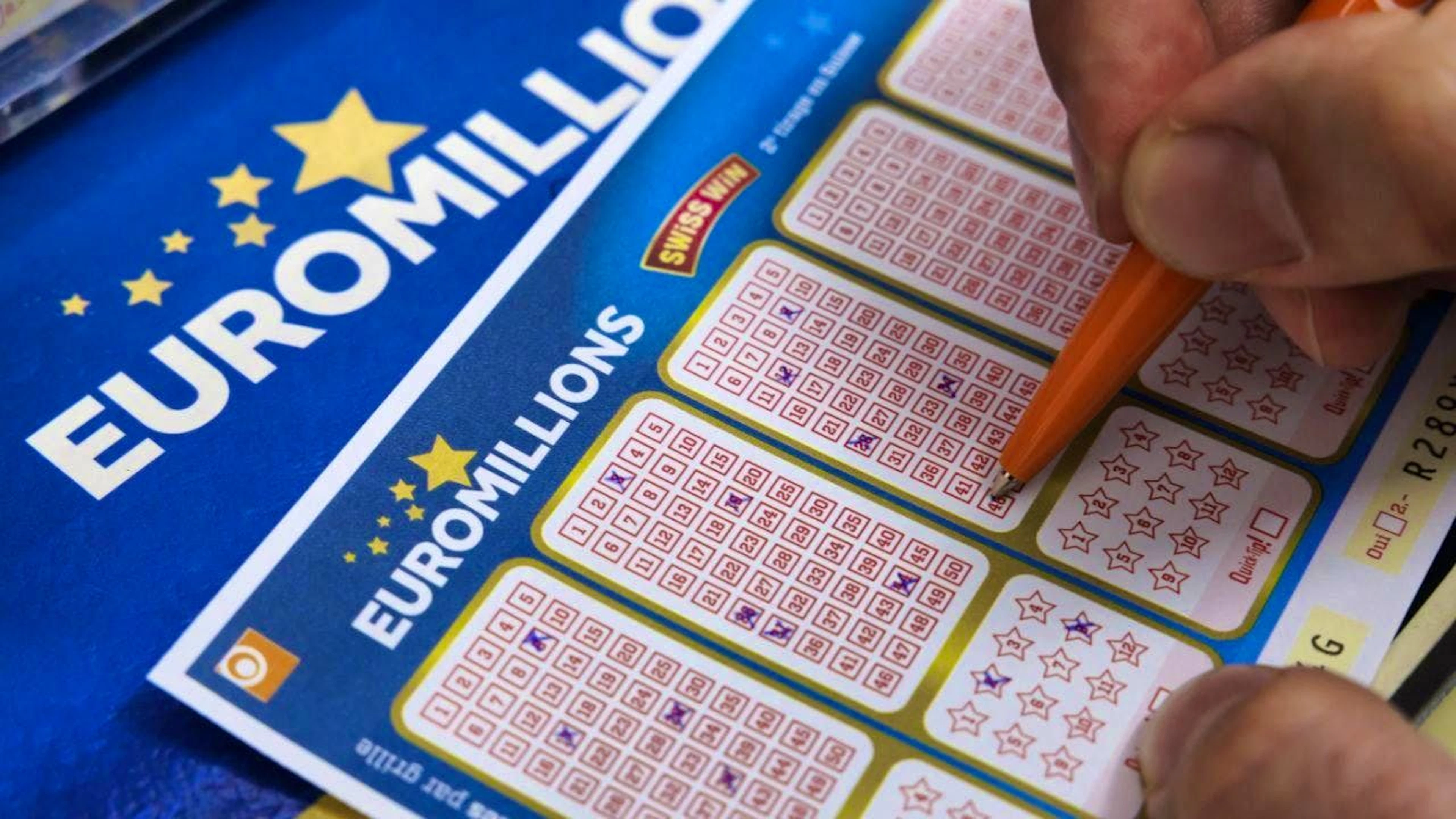 There were three lucky winners from the UK and France in Tuesday's Euro Millions draw. (symbolic image)