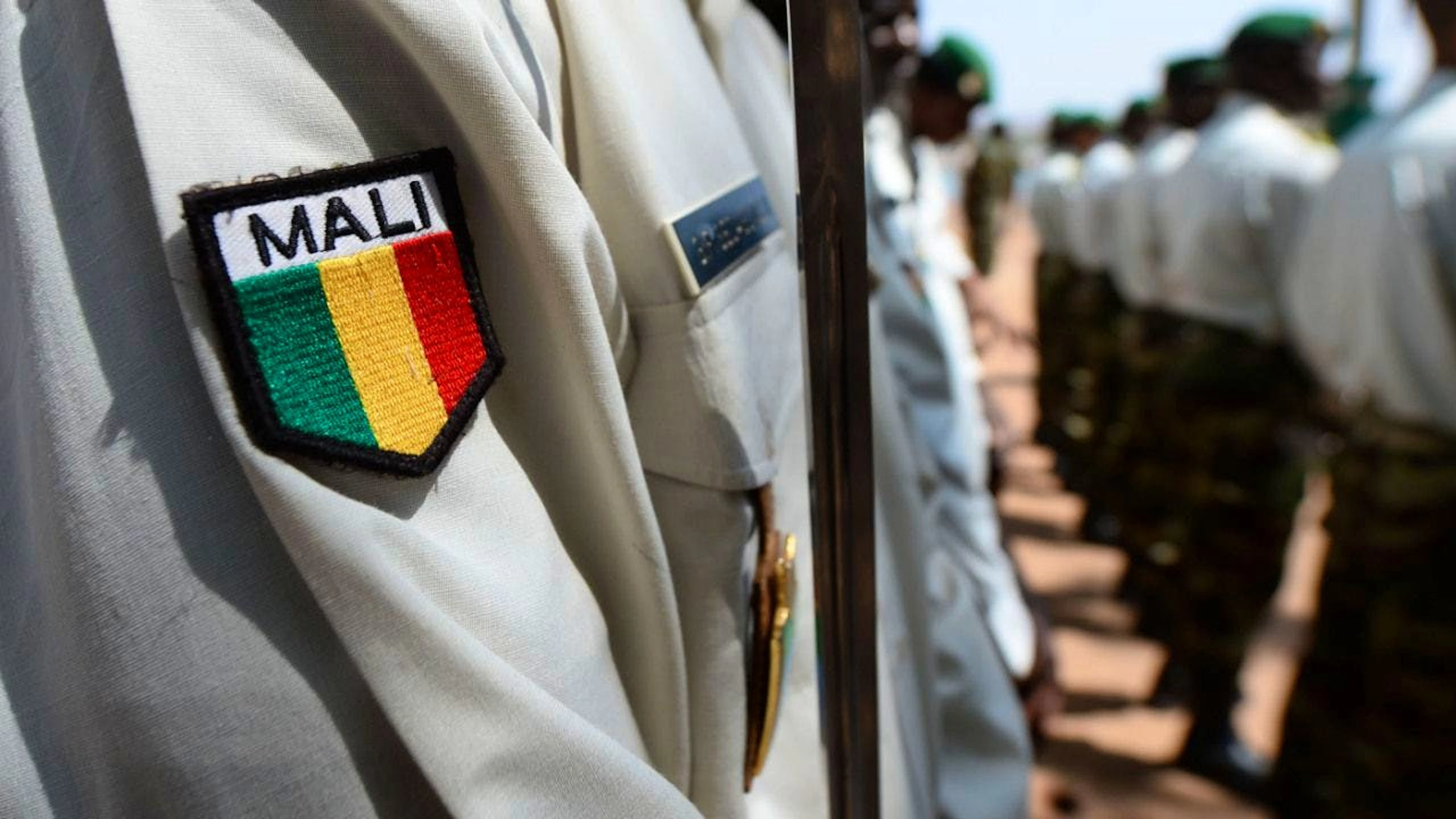 ARCHIV – Soldaten der malischen Armee stehen in einem Trainingscamp in Koulikoro in Mali. Foto: Peter Steffen/dpa