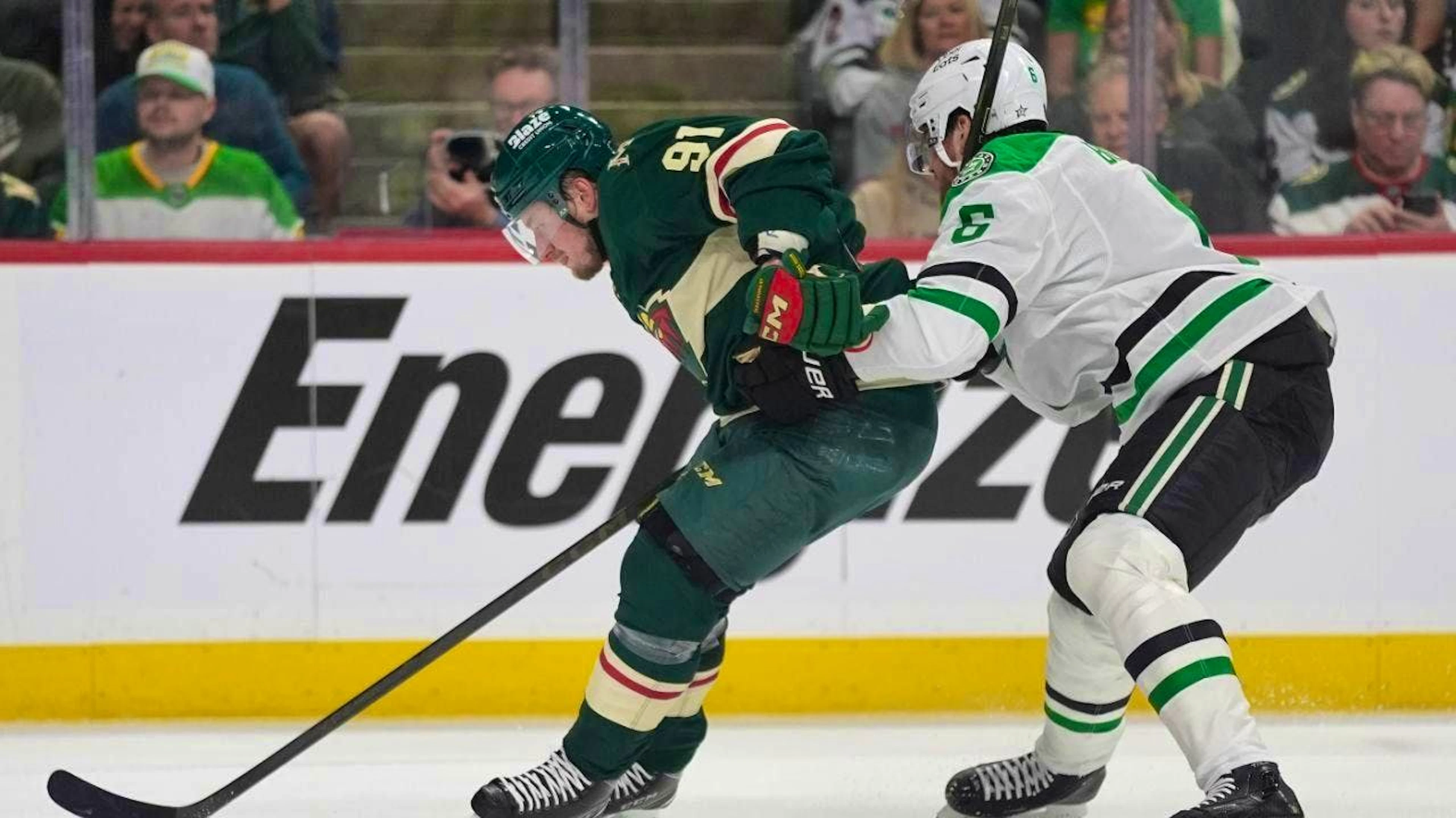 Lian Bichsel (right) pushes the opponent away