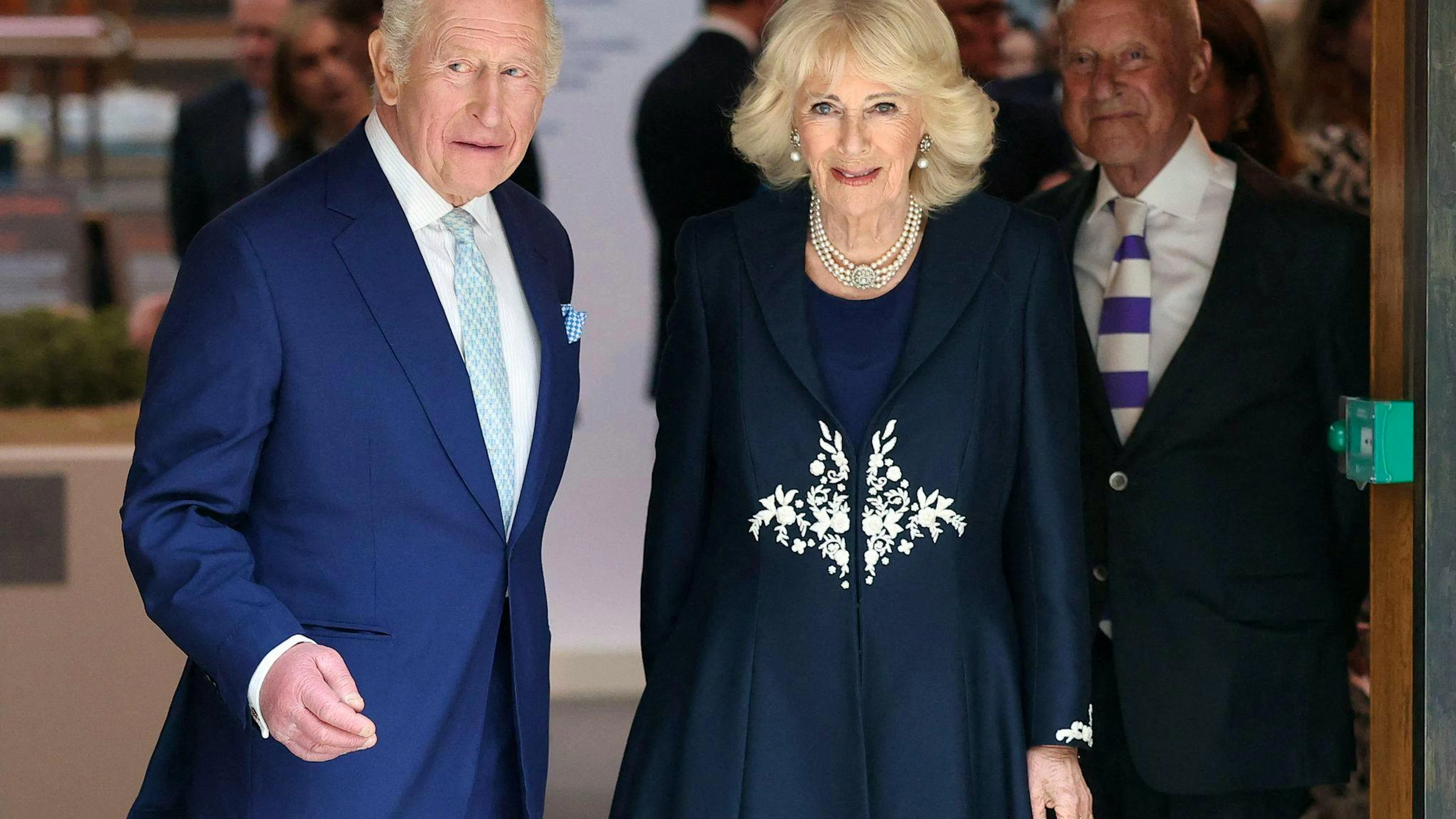 Die Reisepläne für die USA von König Charles und Königin Camilla wurden nach dem Vorfall beim Korrespondentendinner in Washington überprüft. (Archivbild)