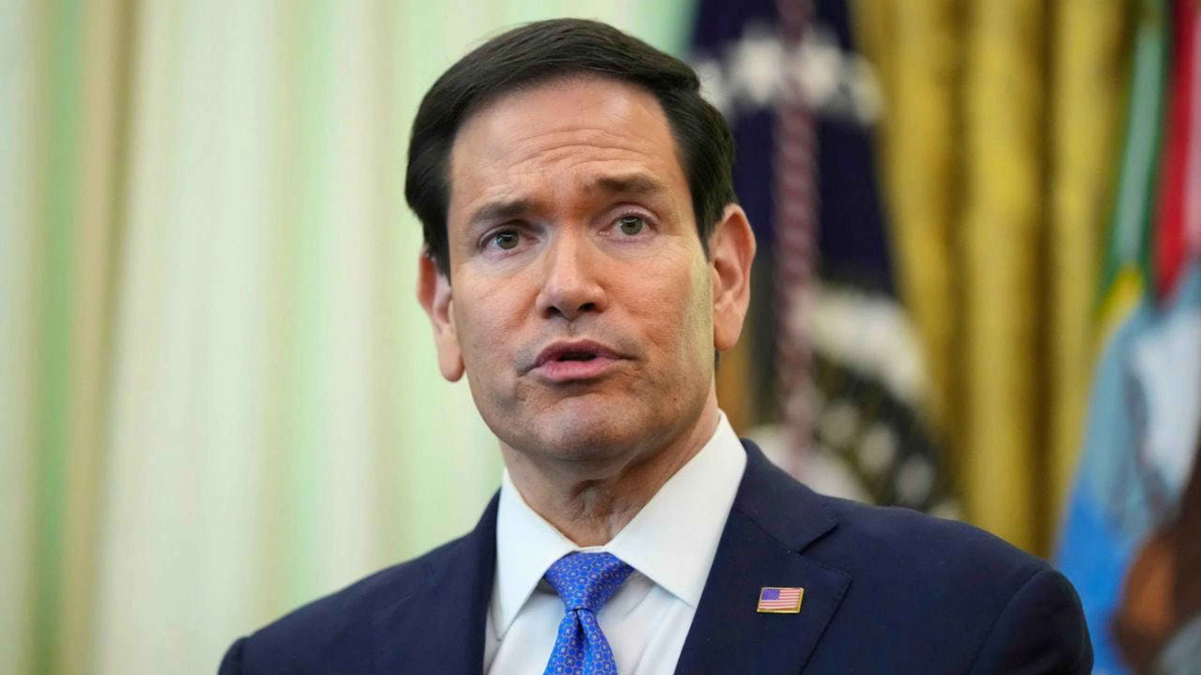 ARCHIV – US-Aussenminister Marco Rubio spricht während eines Treffens zwischen den Botschaftern Israels und des Libanon im Oval Office des Weissen Hauses. Foto: Mark Schiefelbein/AP/dpa
