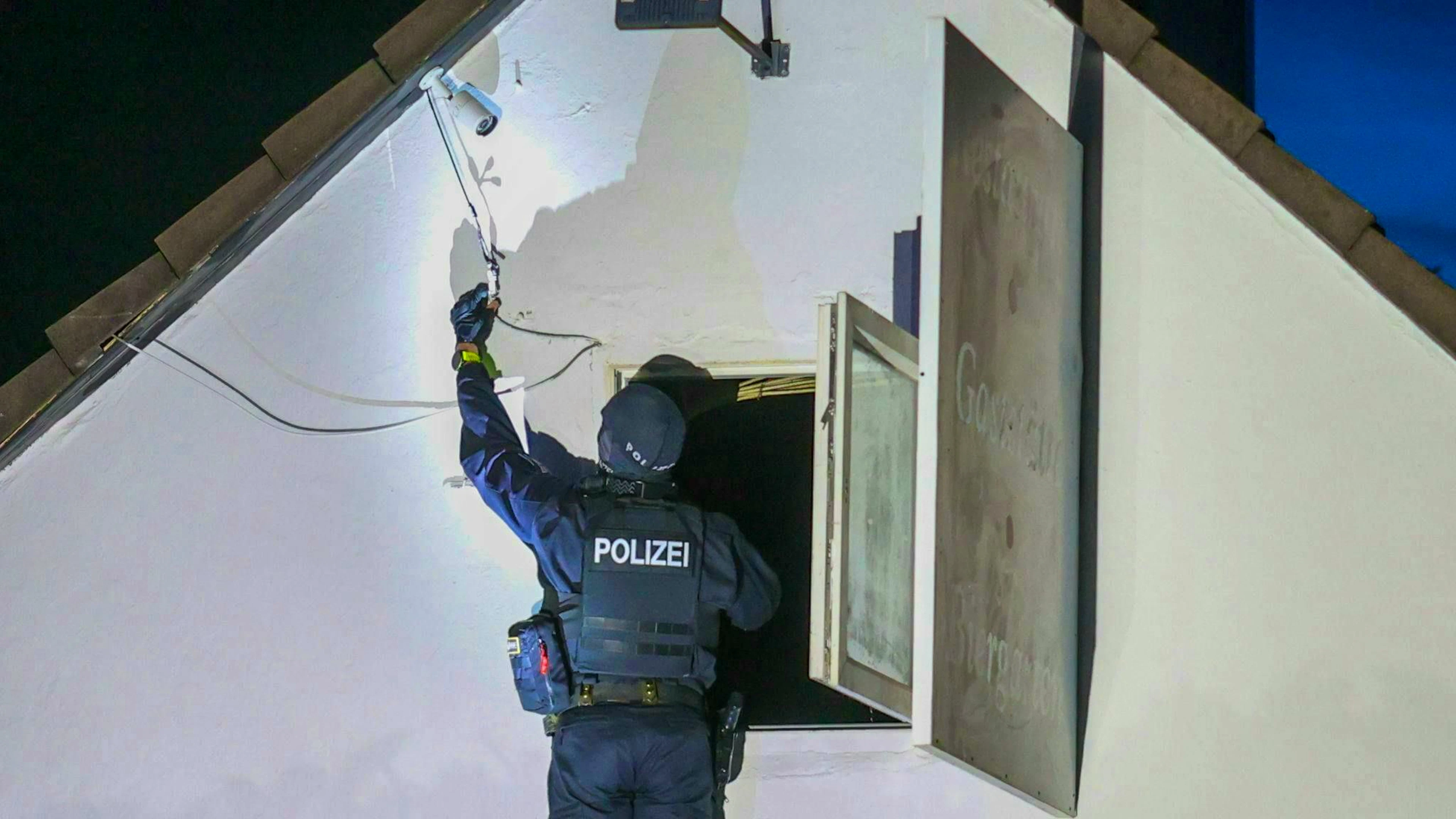 Apartments and business premises of club members and supporters are raided.