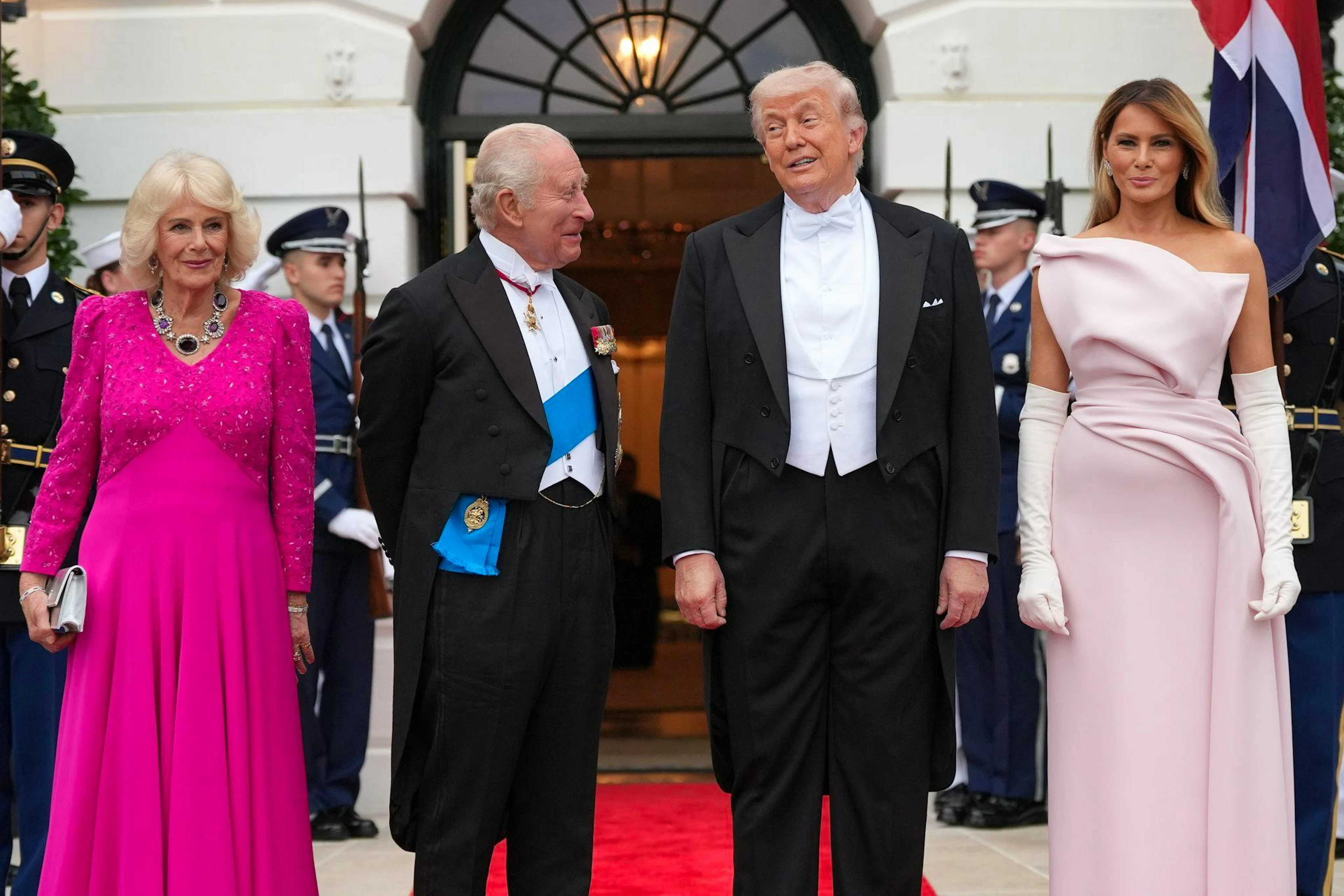 Melania Trump muss beim Besuch der Royals einiges über sich ergehen lassen