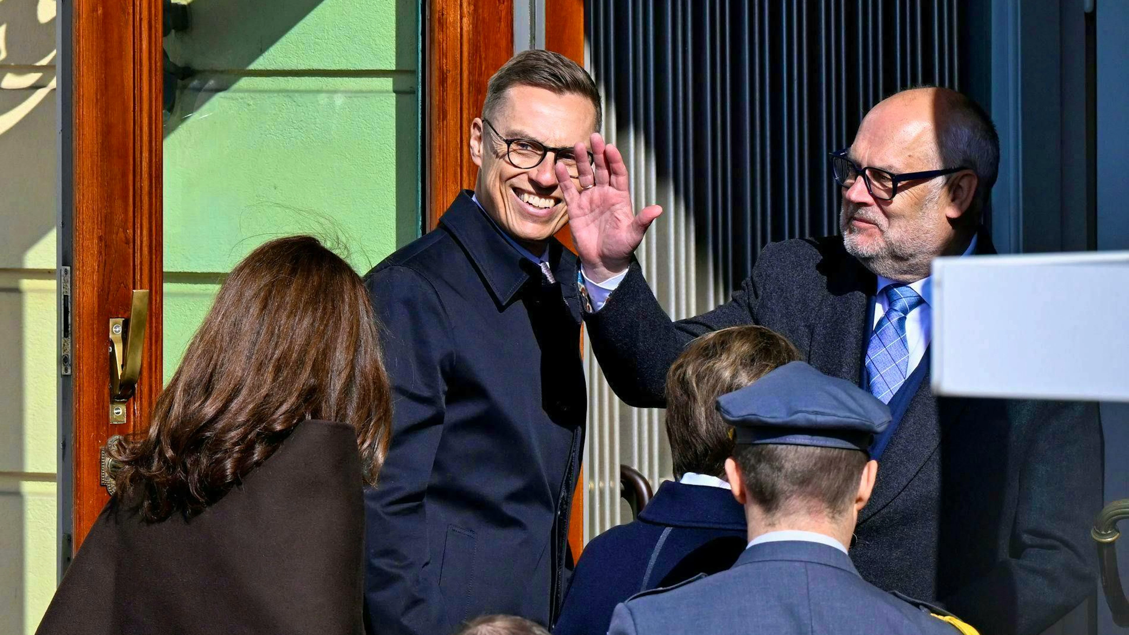 Incontro tra amici: Alexander Stubb (a sinistra) accanto ad Alar Karis il 28 aprile a Helsinki.