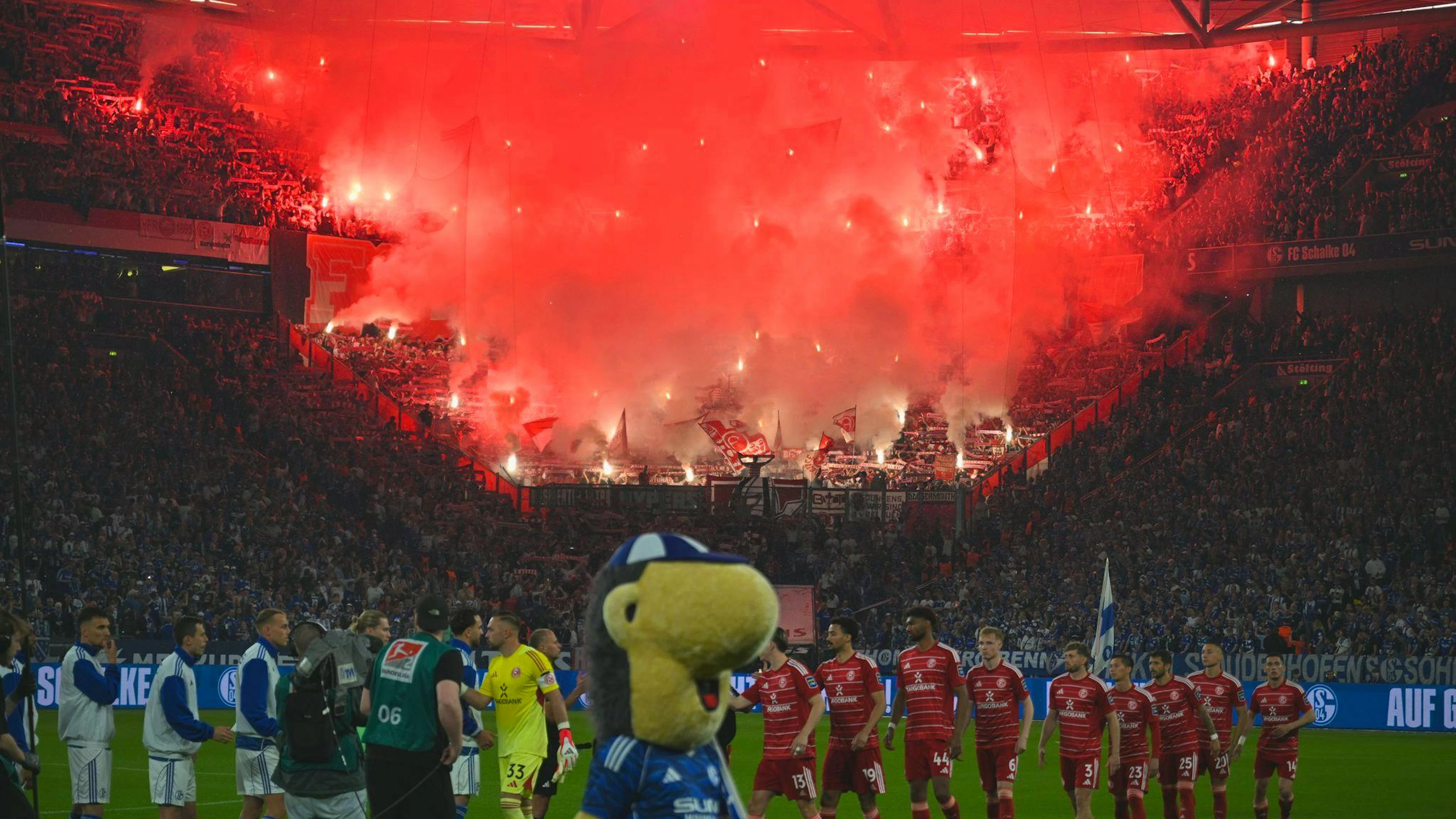 Ein Fussballabend mit packender Atmosphäre. 
