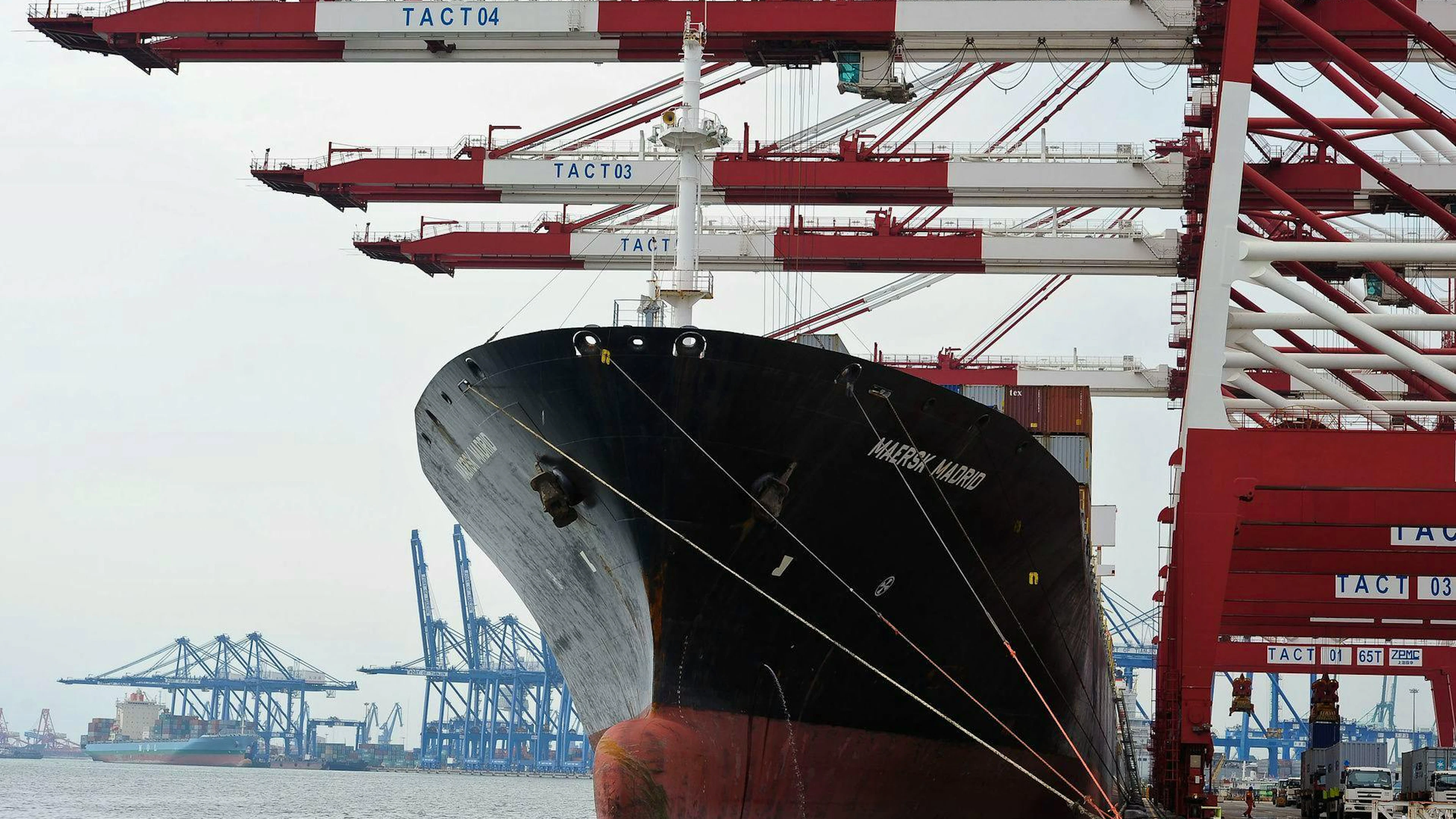 La fermeture du détroit d'Ormuz, mais surtout les tensions en mer Rouge, redessinent les routes logistiques du commerce de marchandises. (image d'illustration)