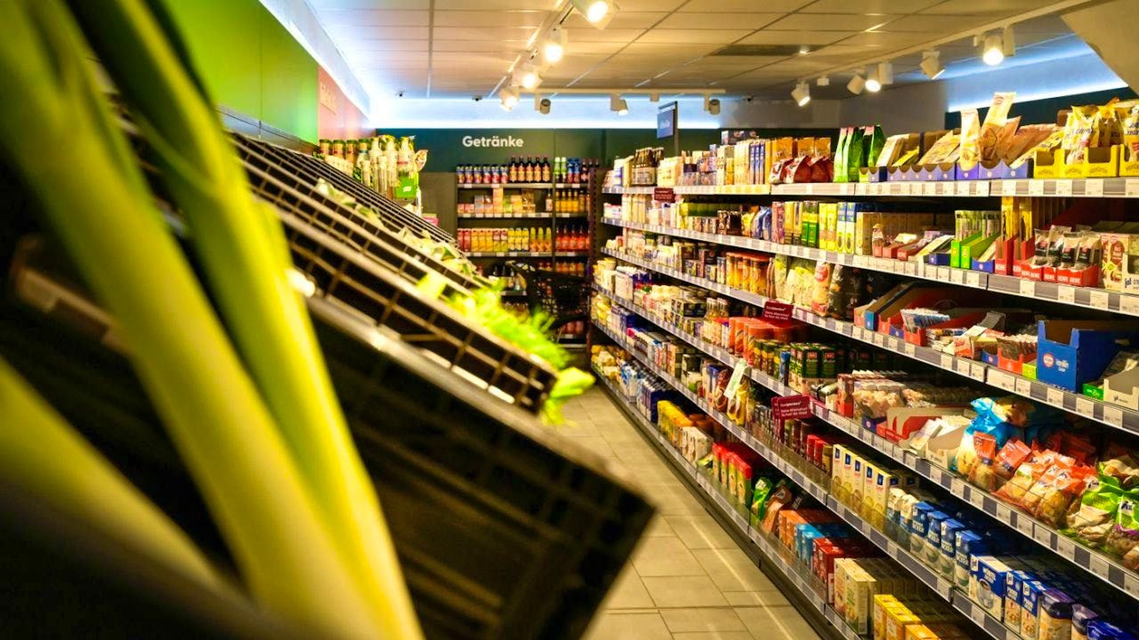 The German smart store chain Tante Enso wants to buy Tegut organic food stores from Migros in order to secure supplies, particularly in rural areas. (archive picture)