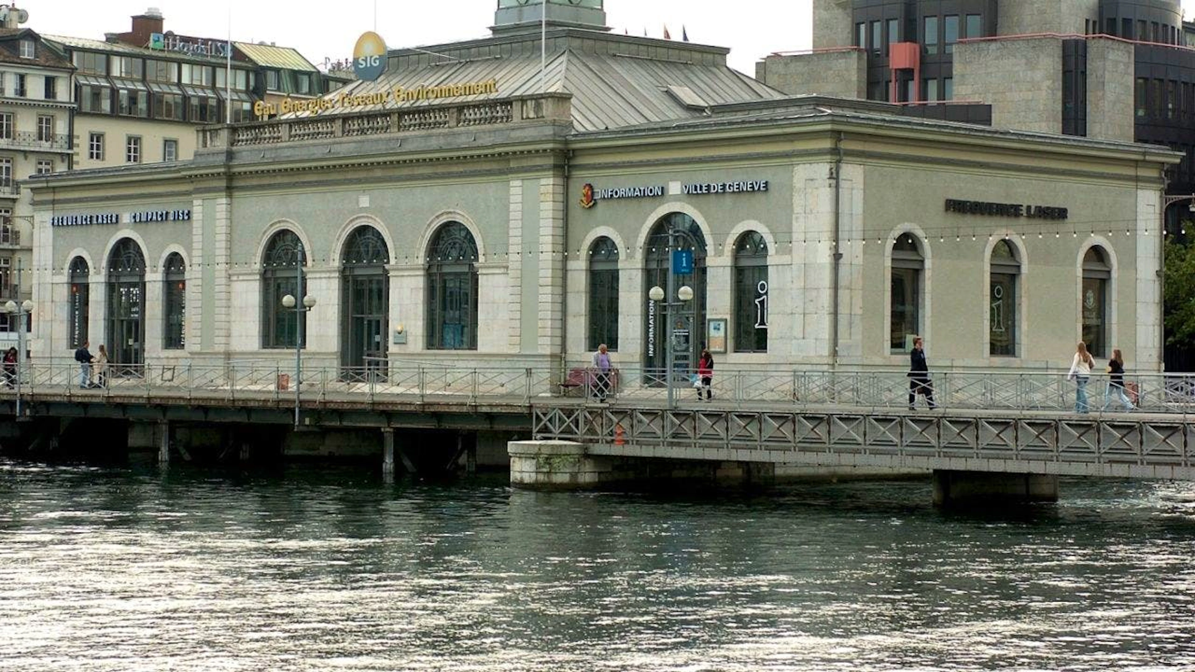 Quartier Libre SIG présente dès le 20 mai au Pont de la Machine.l'exposition «L’industrie en mille points», consacrée au peintre genevois Gérald Grosjean (archives).