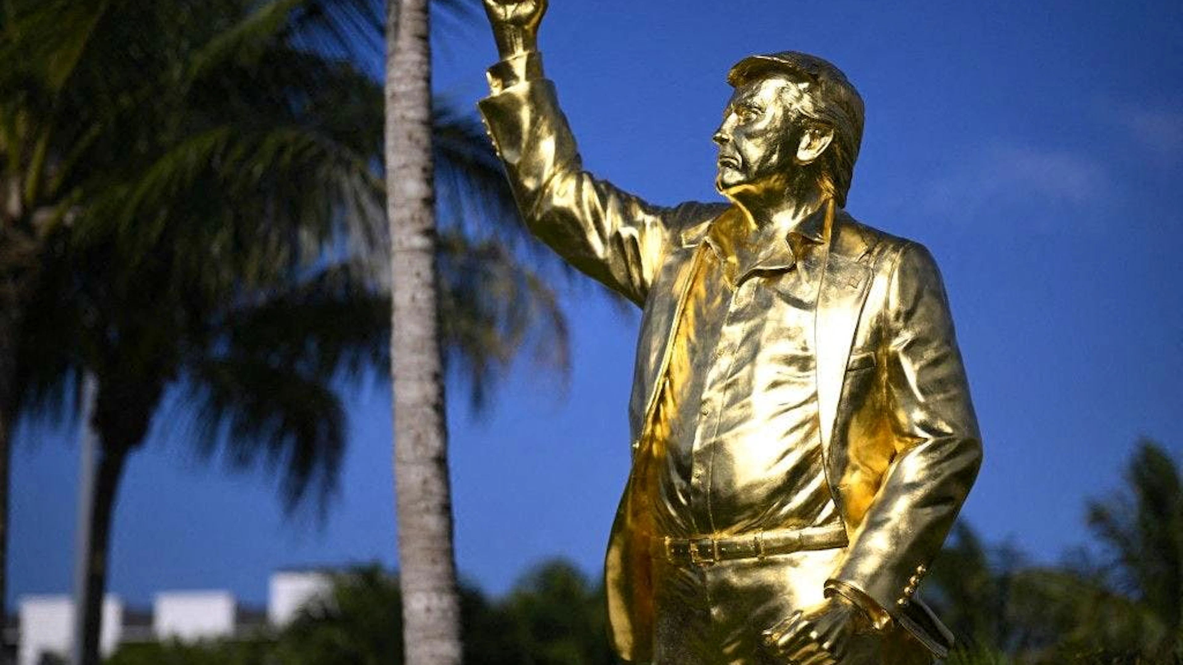 La statue mesure 4,6 mètres et s'élève sur deux étages une fois installée sur son socle (archives).