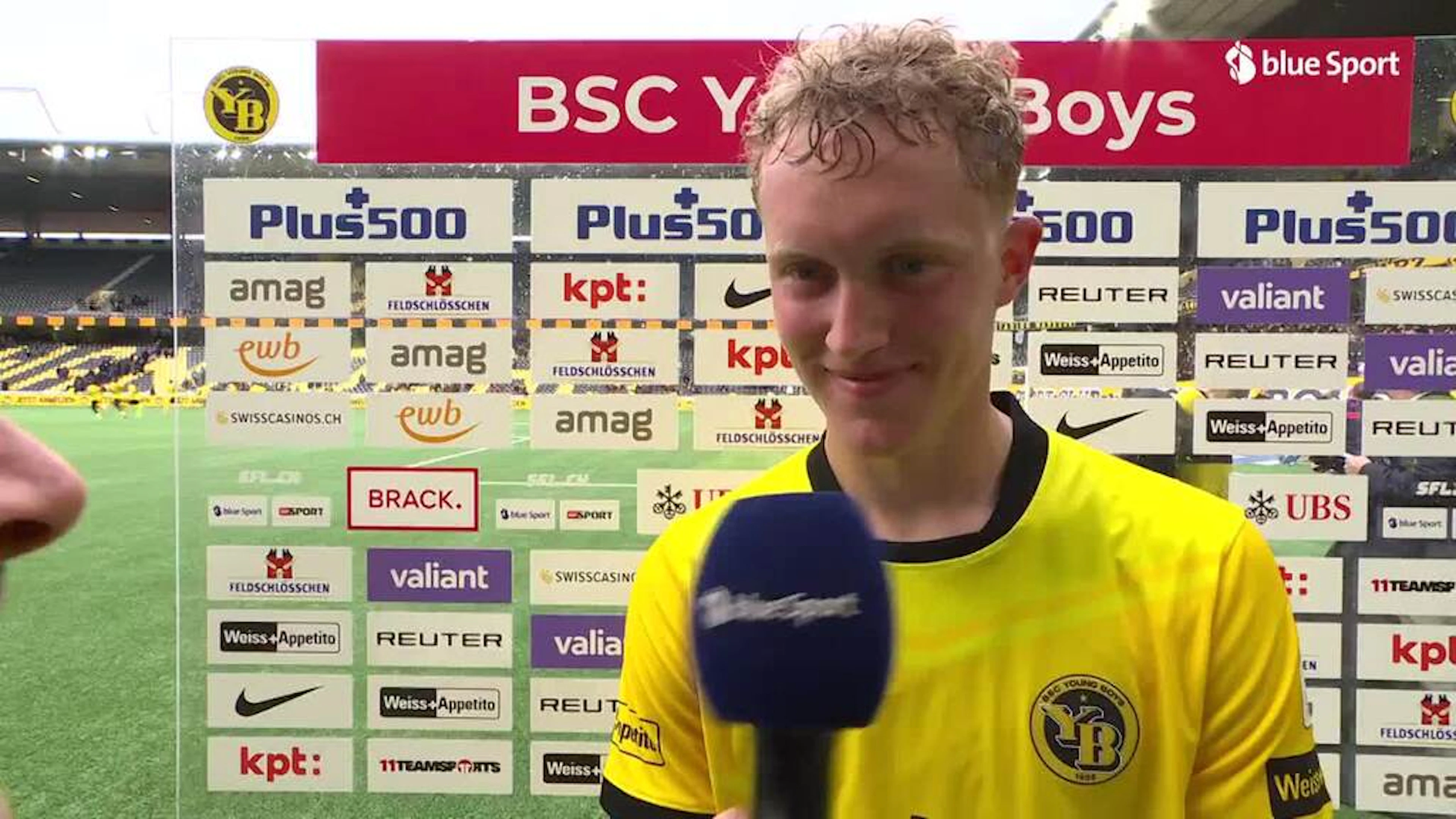 Pech: «Ich liebe es für YB zu spielen» (engl.)