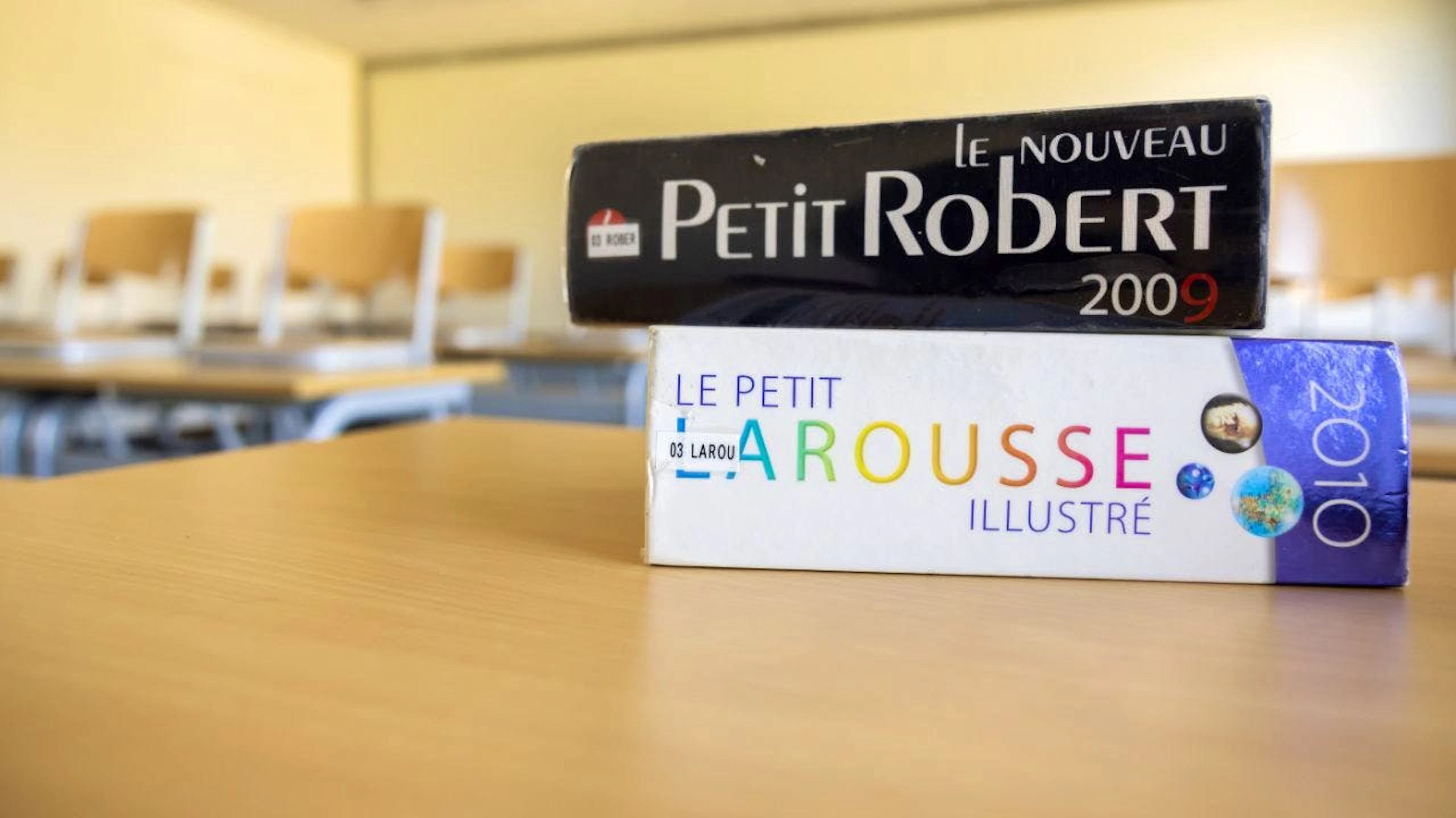 «Chaque entrée dans le dictionnaire est un signe du temps», explique Bernard Cerquiglini, conseiller scientifique du Petit Larousse. (photo symbolique)