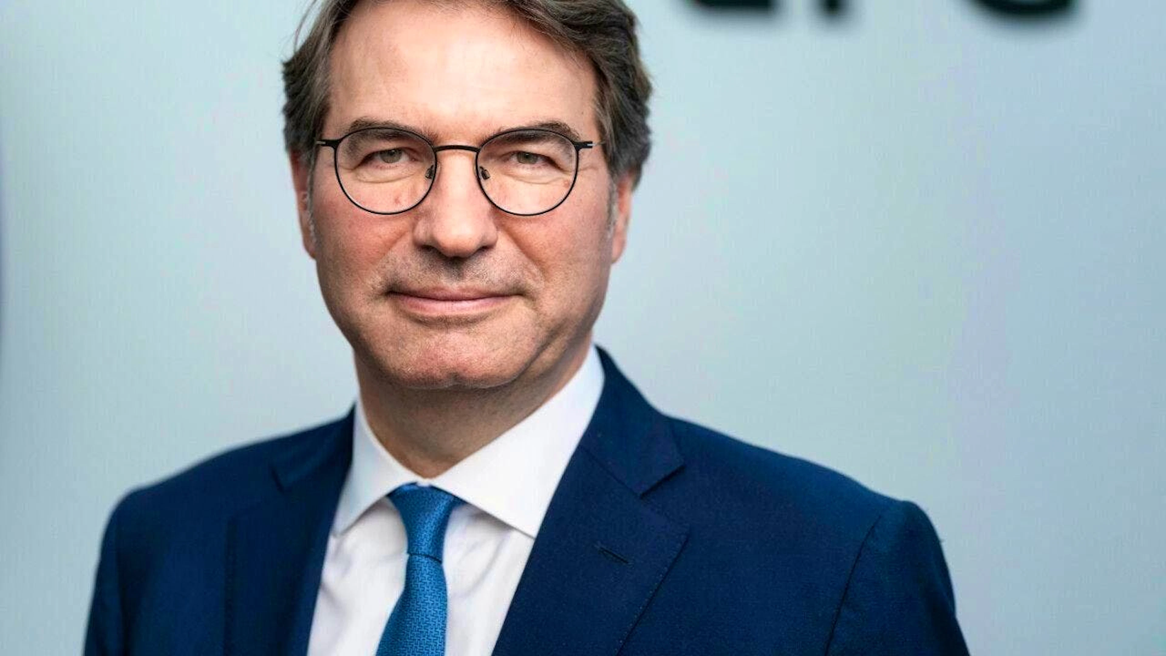 Giorgio Pradelli replaces Marcel Rohner at the head of the Bankers Association.
