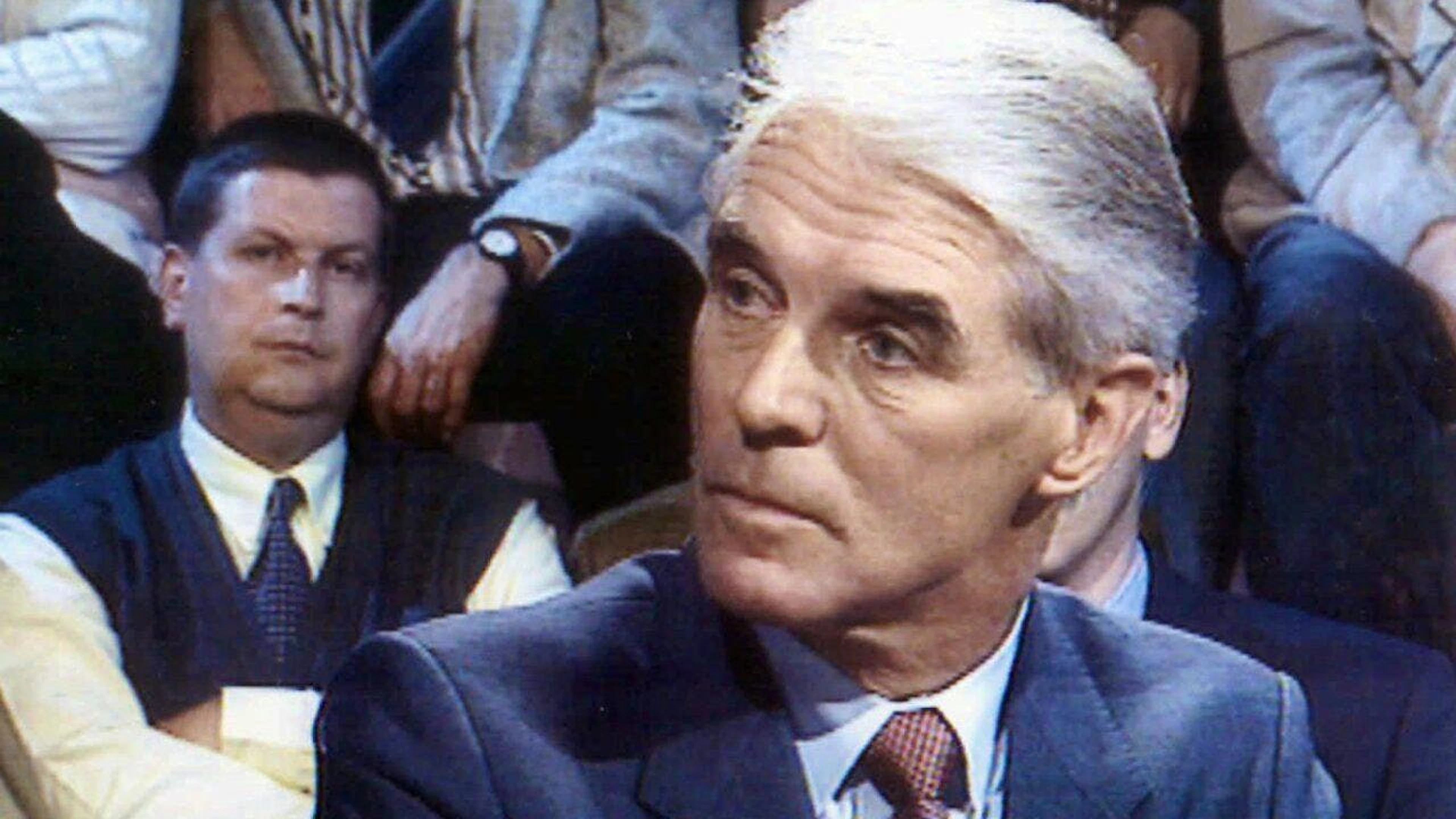 Robert Studer – hier in einer «Arena»-Sendung im Jahr 1997 – galt als einer der mächtigsten Banker der Schweiz. (Archivbild)