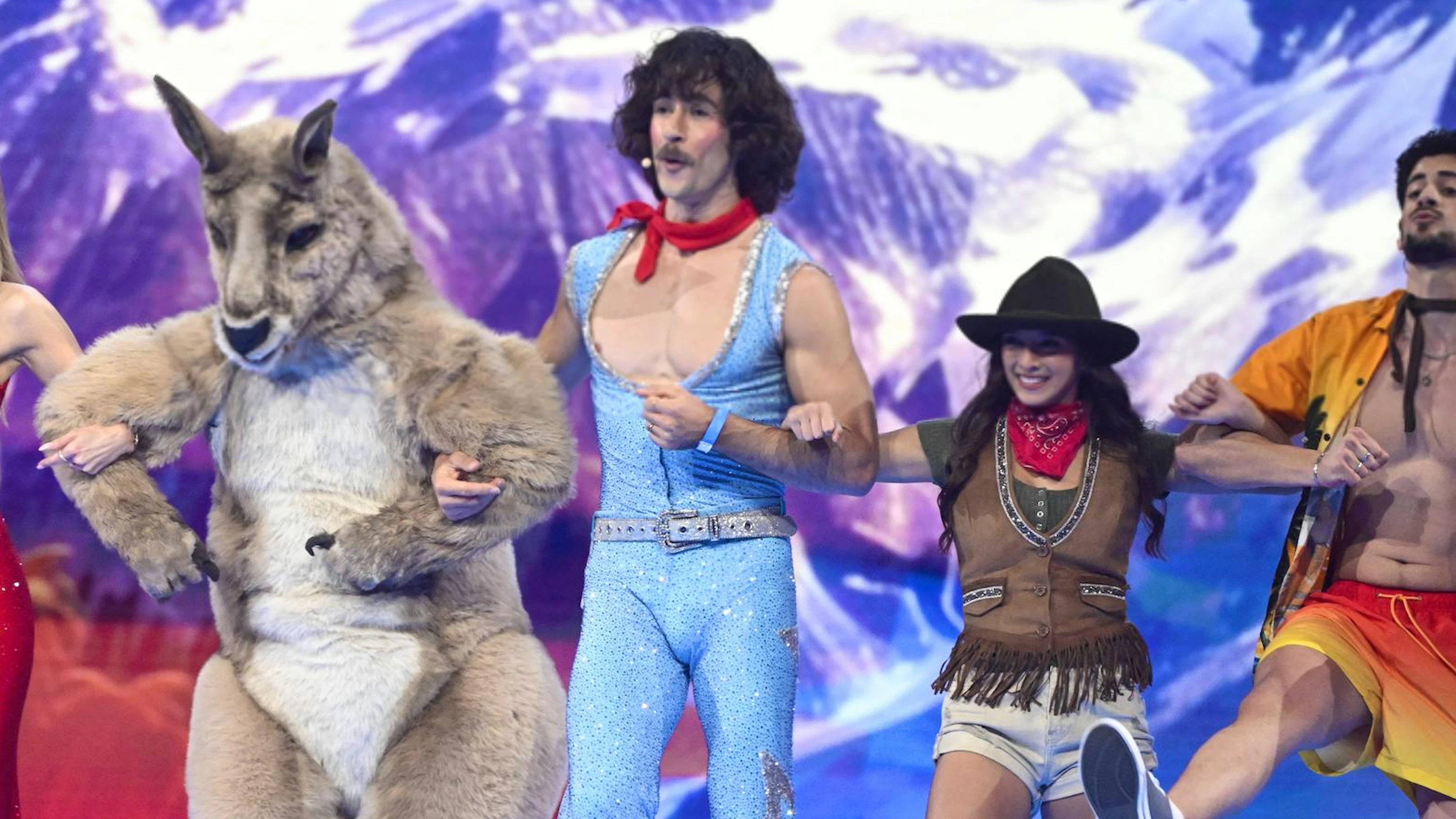 Australiens Vorjahresteilnehmer Go-Jo mit einem tanzenden Känguru.
