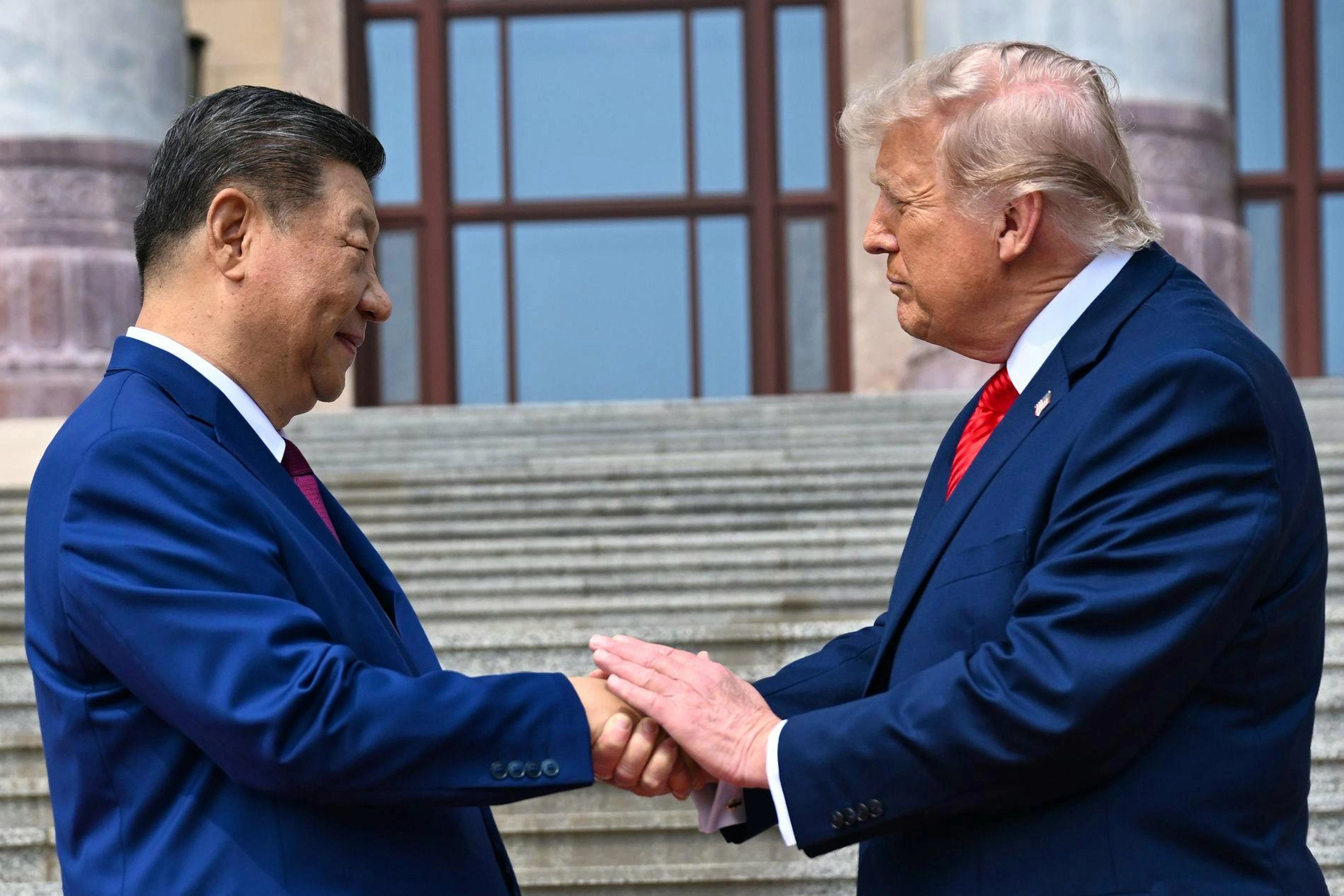 Das Vertrauen in die beiden Staatsoberhäuptern Xi Jinping und Donald Trump ist laut der Umfrage gering.