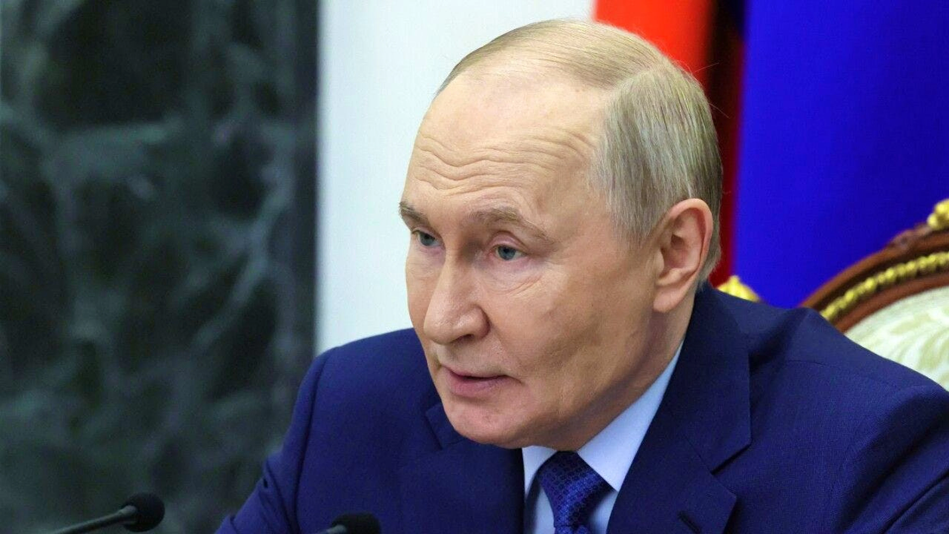 Vladimir Poutine a jusqu'à présent minimisé les difficultés de l'économie russe, préférant insister sur sa résilience face aux sanctions occidentales.