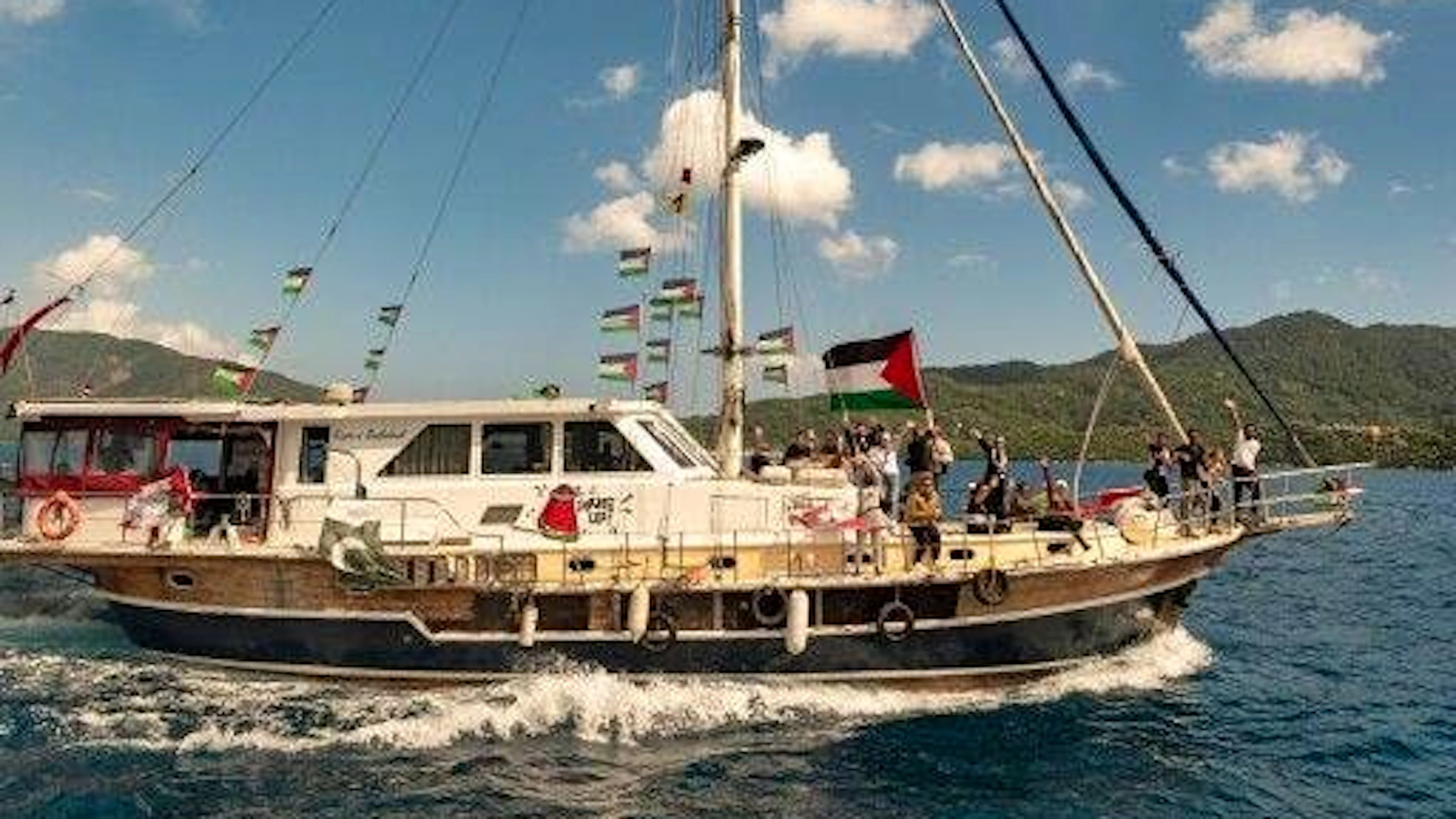 Boote der «Global Sumud Flotilla» verlassen den Hafen von Marmaris in der Türkei in Richtung Gaza. (Archivbild)