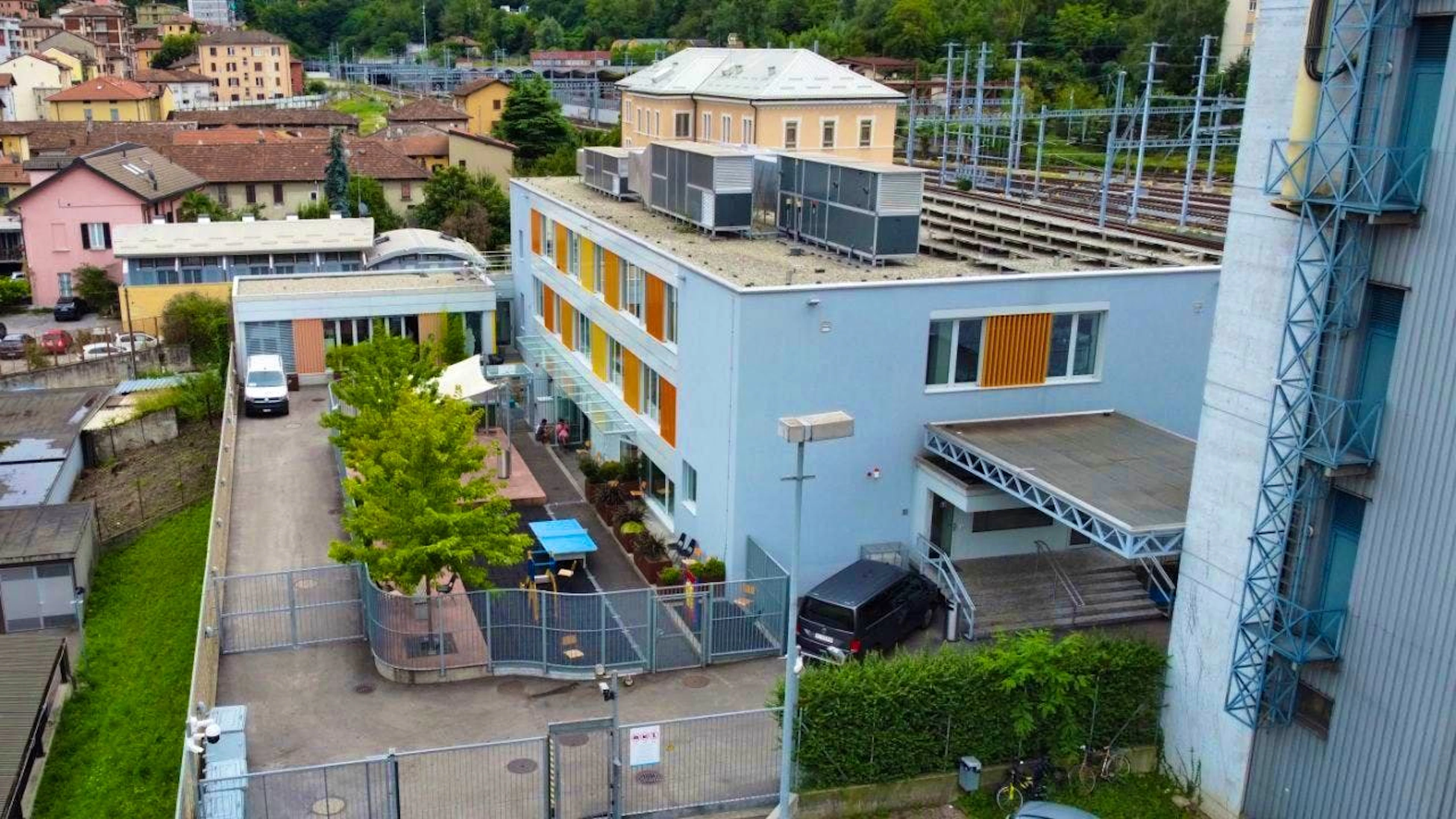 The federal asylum center in Chiasso TI is one of the six centers that are closing temporarily. (Archive)