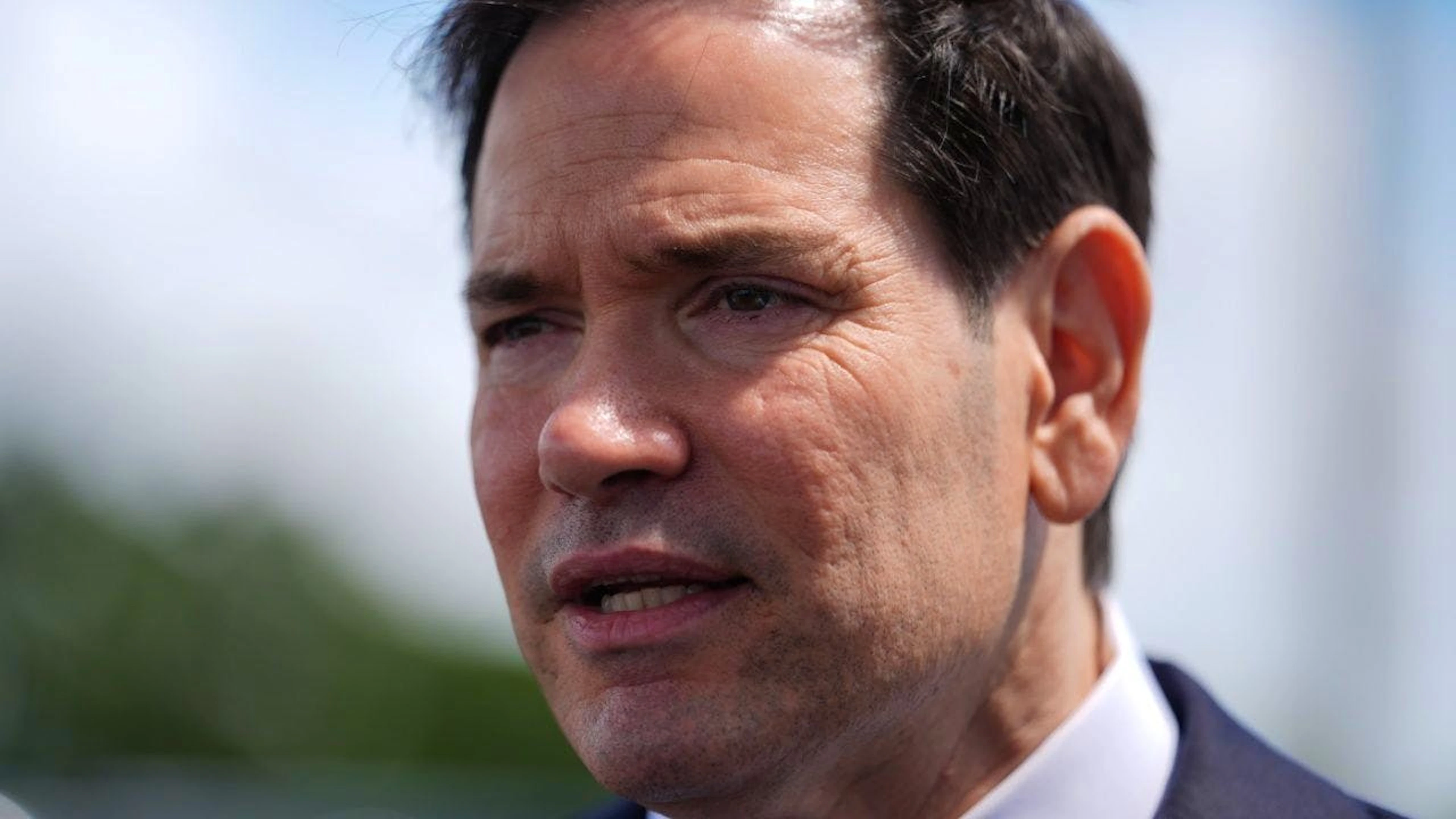 Rubio ha spiegato che l'Avana, dopo lunghi negoziati, ha accettato gli aiuti degli USA, aggiungendo tuttavia che non è chiaro se Washington sarà a sua volta nella posizione per dare il via libera alle condizioni poste dalla parte cubana.