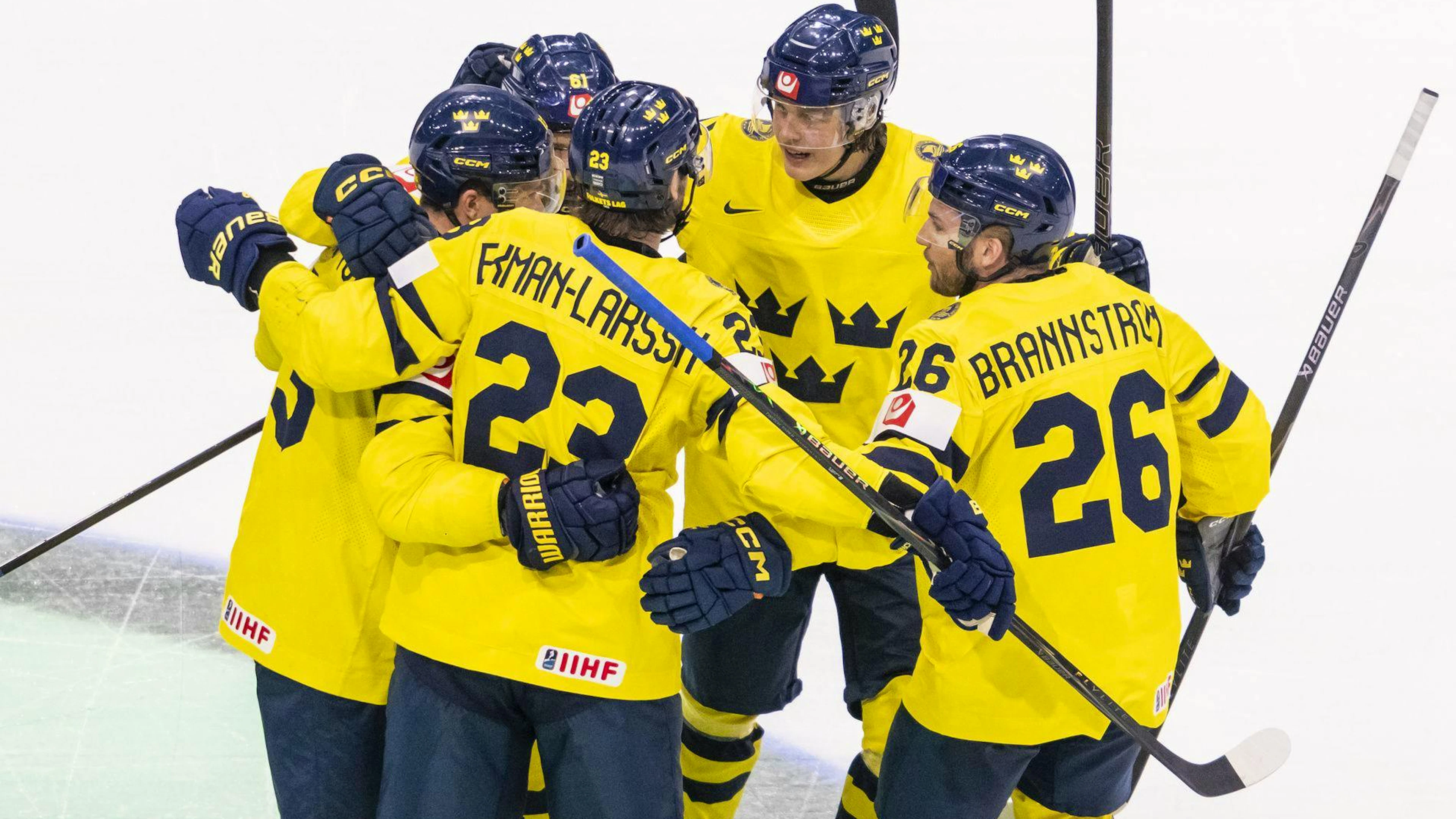 Erik Brännström, à droite, et ses coéquipiers sont motivés à l'idée d'affronter la Suisse.